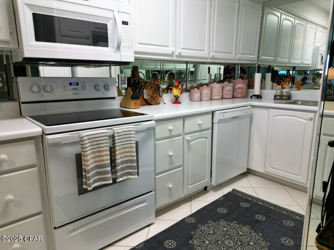 Regency Towers - Residential