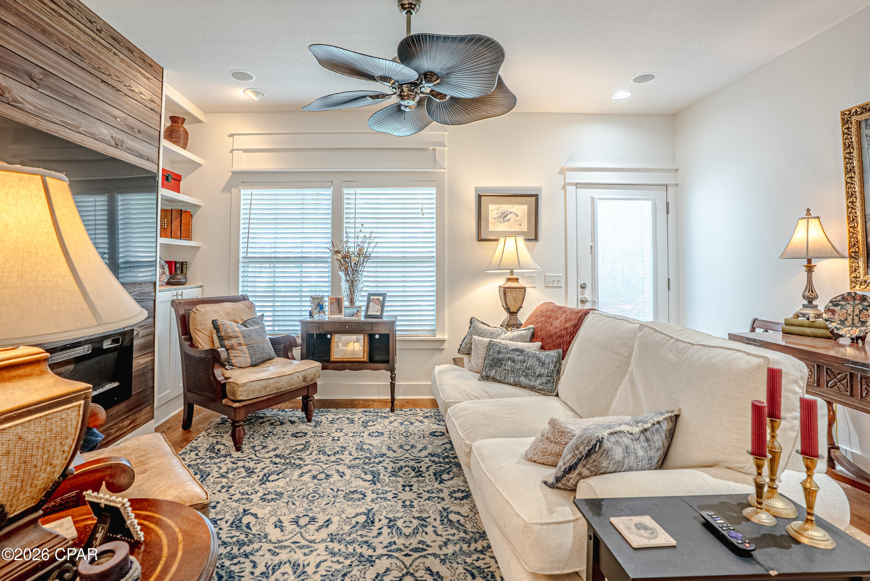 Paradise Grove - Residential