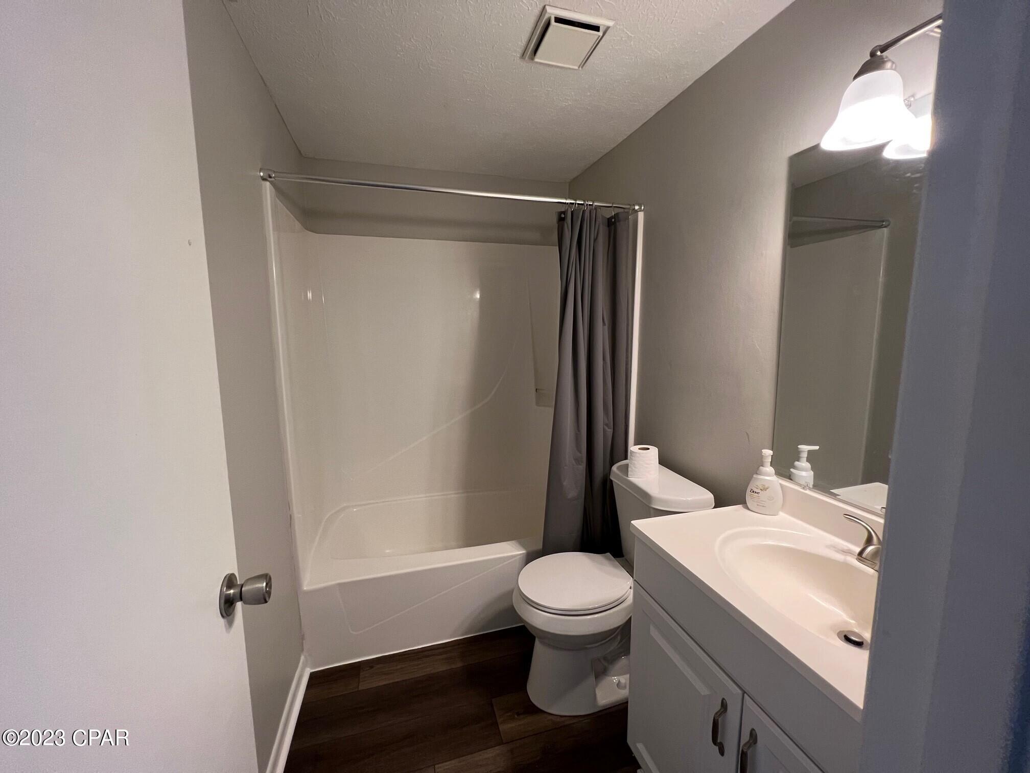 Belaire Estates U-4 - Residential