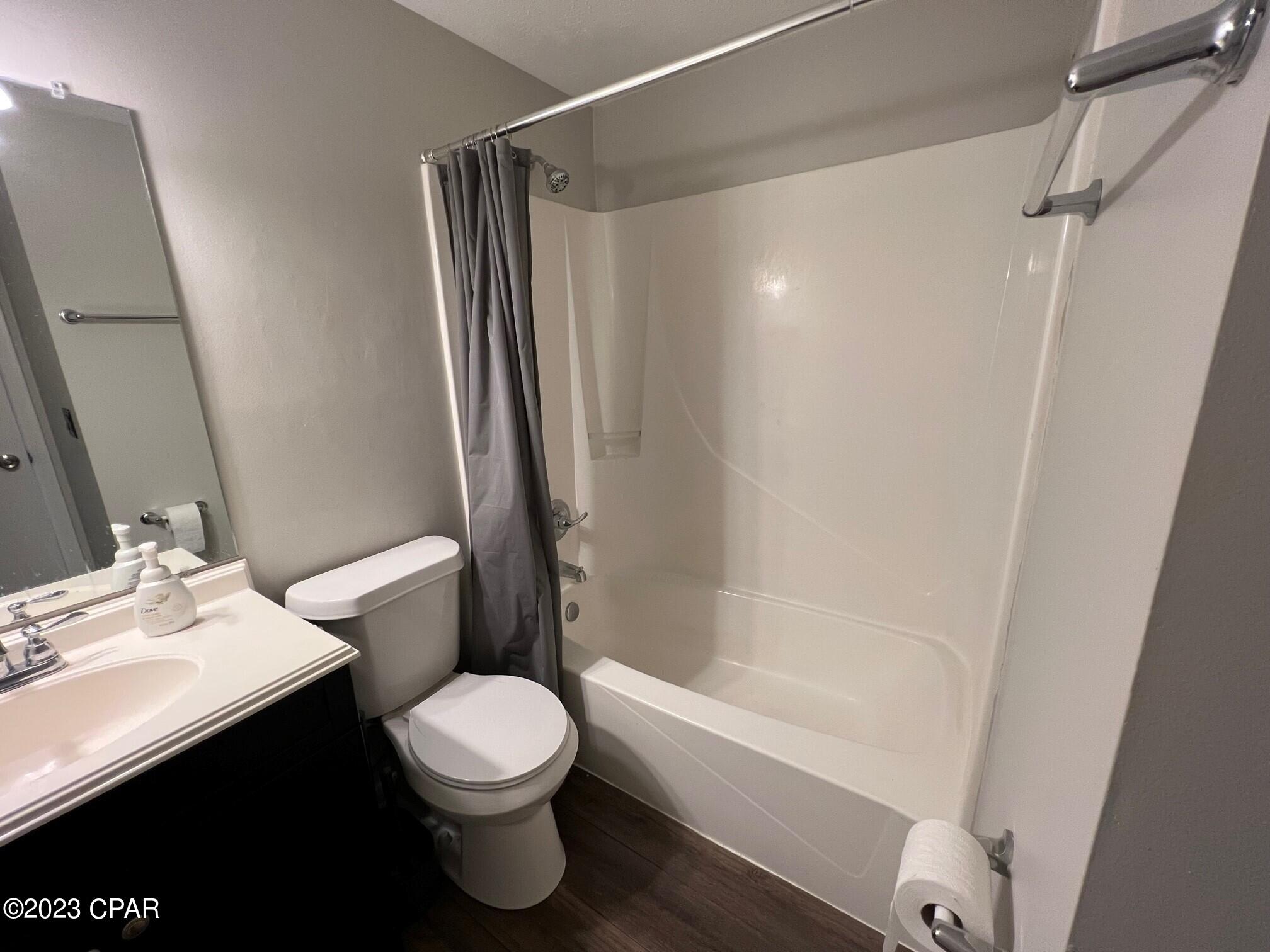 Belaire Estates U-4 - Residential