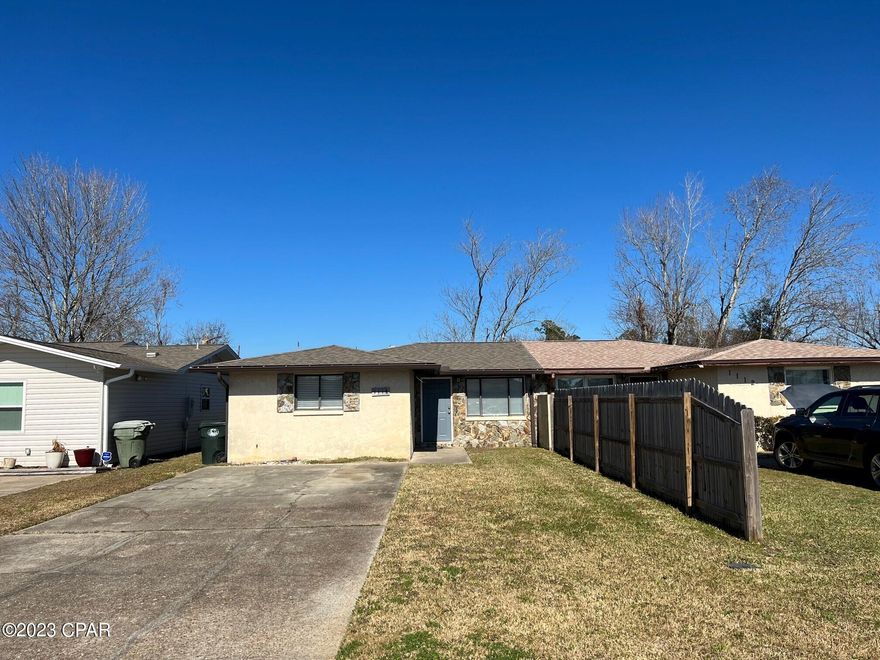 'CURRENTLY UNDER CONTRACT, SELLER WILL CONSIDER BACKUP OFFERS' Great opportunity for a first-time home buyer or investment property! This attached unit has 3 bedrooms and 2 bathrooms and no HOA.  It also has a fenced-in backyard. Large dining room with french doors to the outside.  Luxury vinyl plank throughout the living and bedrooms. Centrally located and close to schools, shopping and all Bay County has to offer. New roof in 2019.