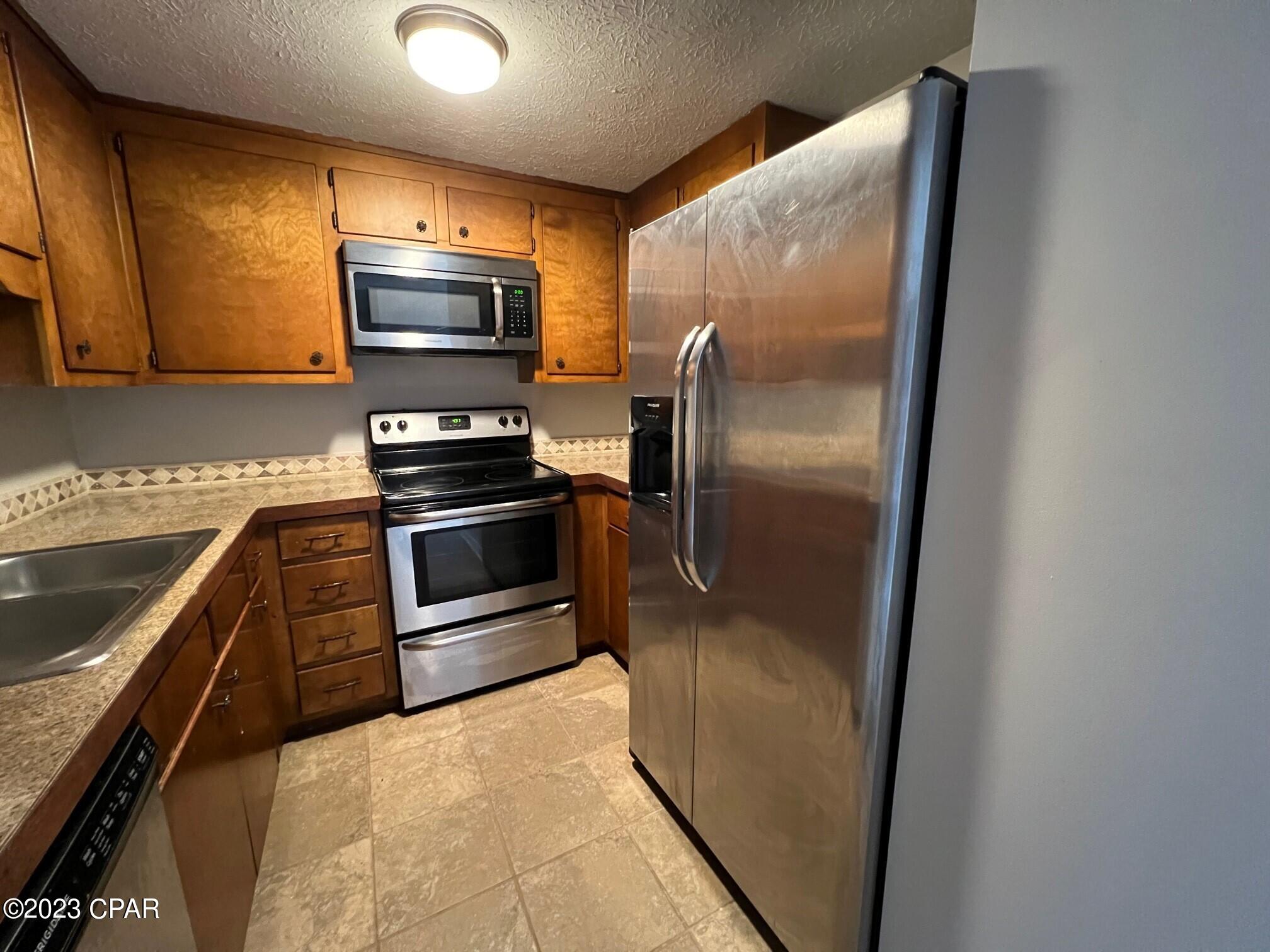 Belaire Estates U-4 - Residential