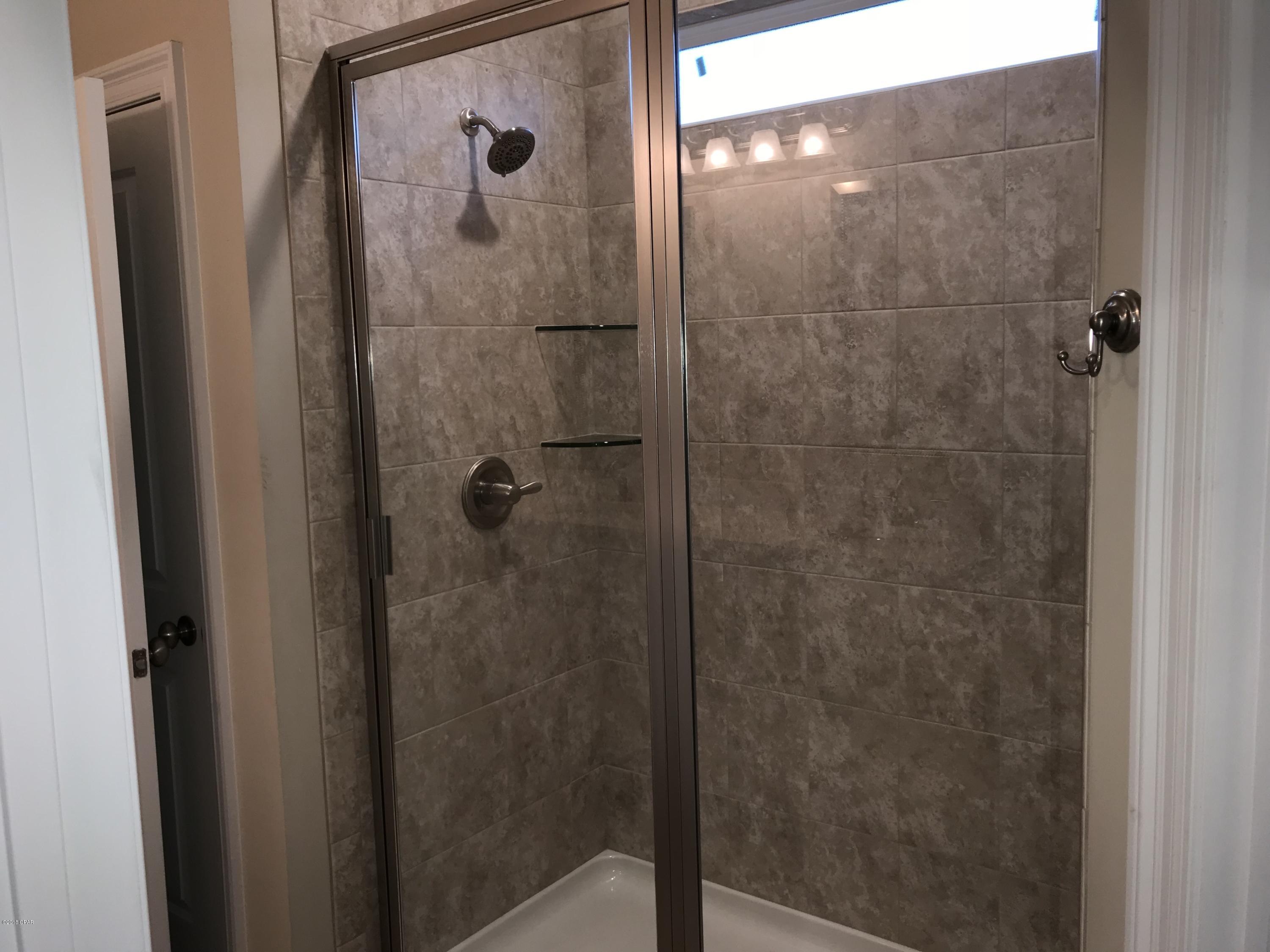 Cove Terrace 3rd Add - Residential