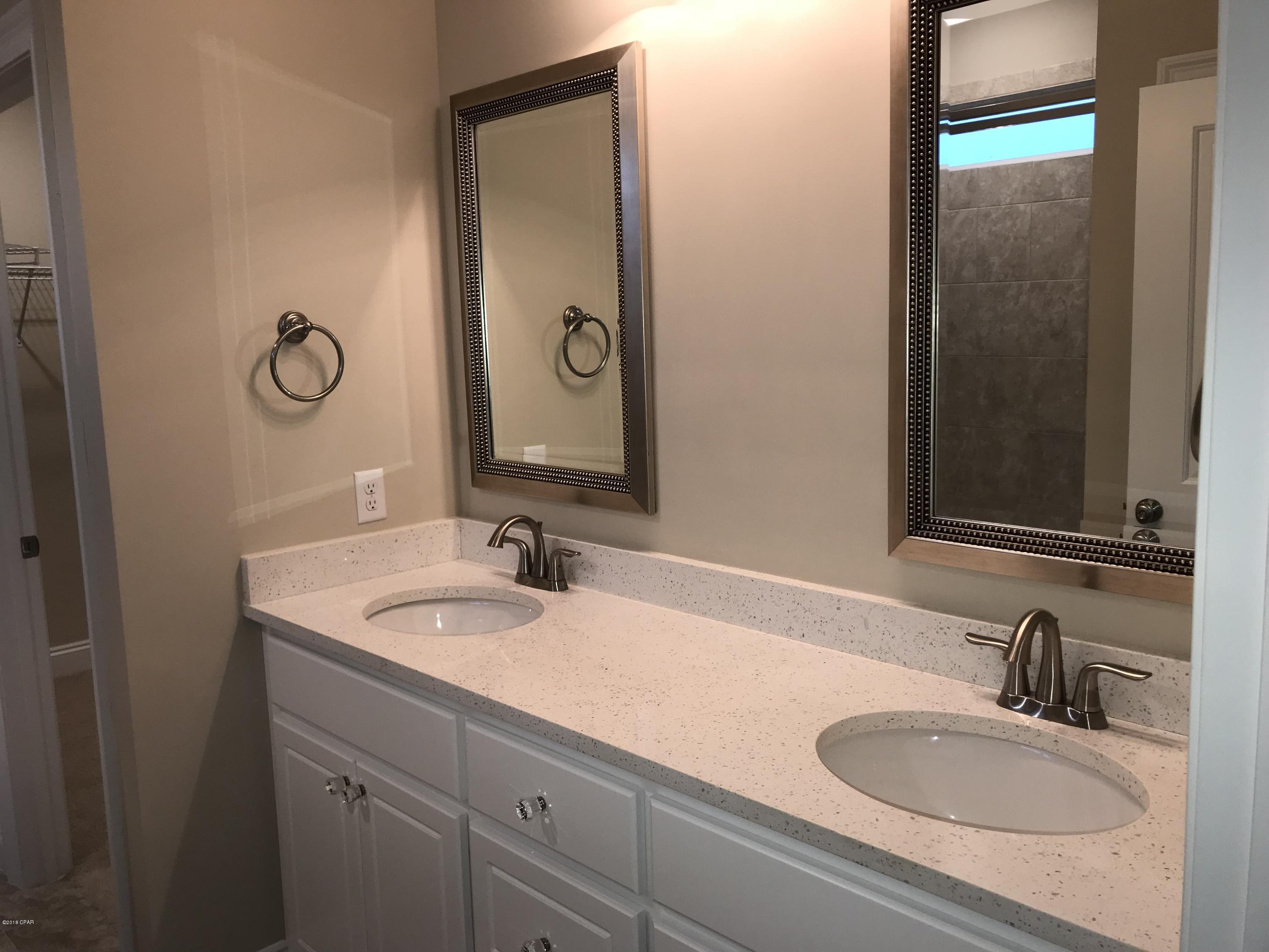 Cove Terrace 3rd Add - Residential