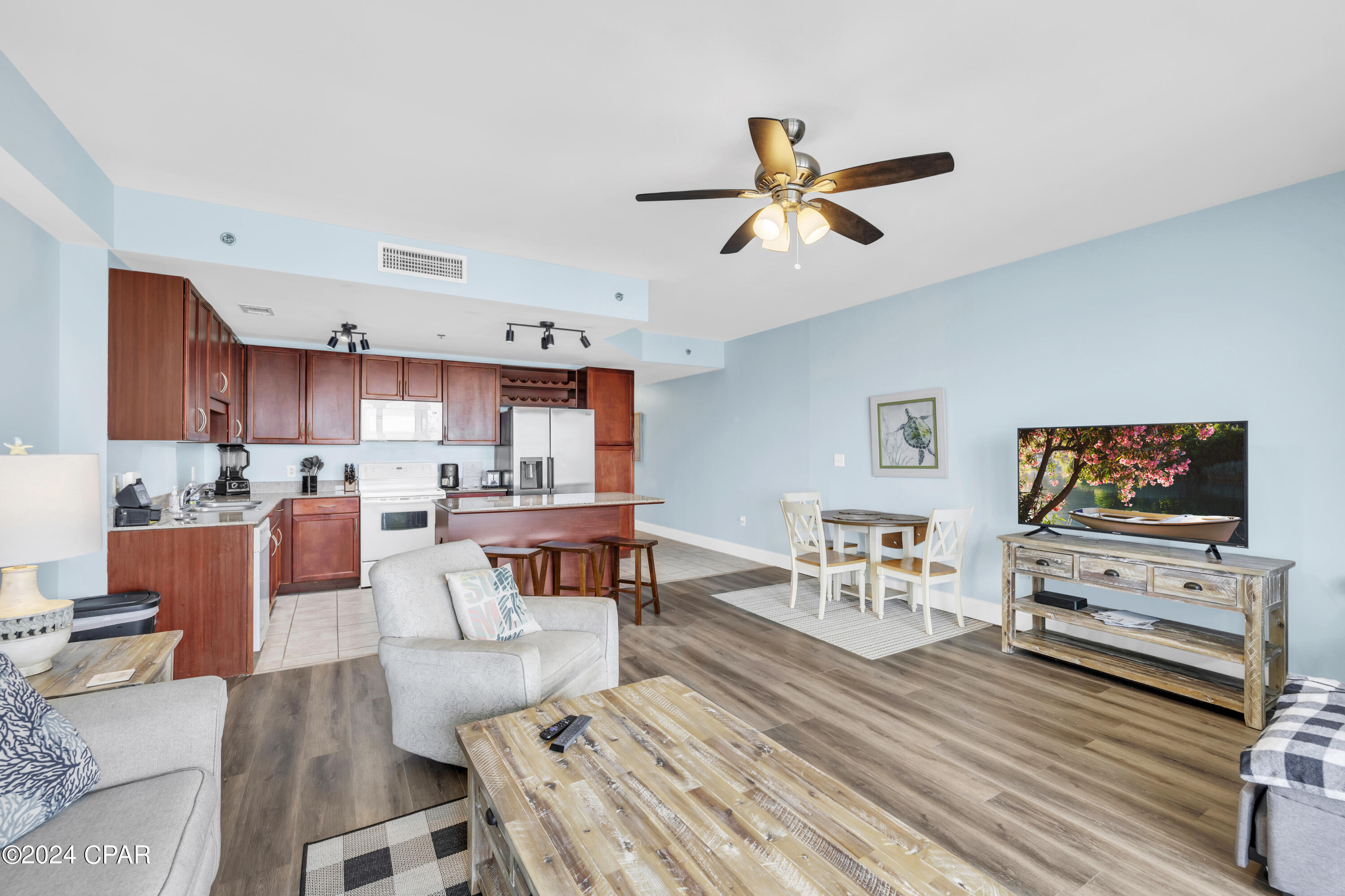 Laketown Wharf - Residential