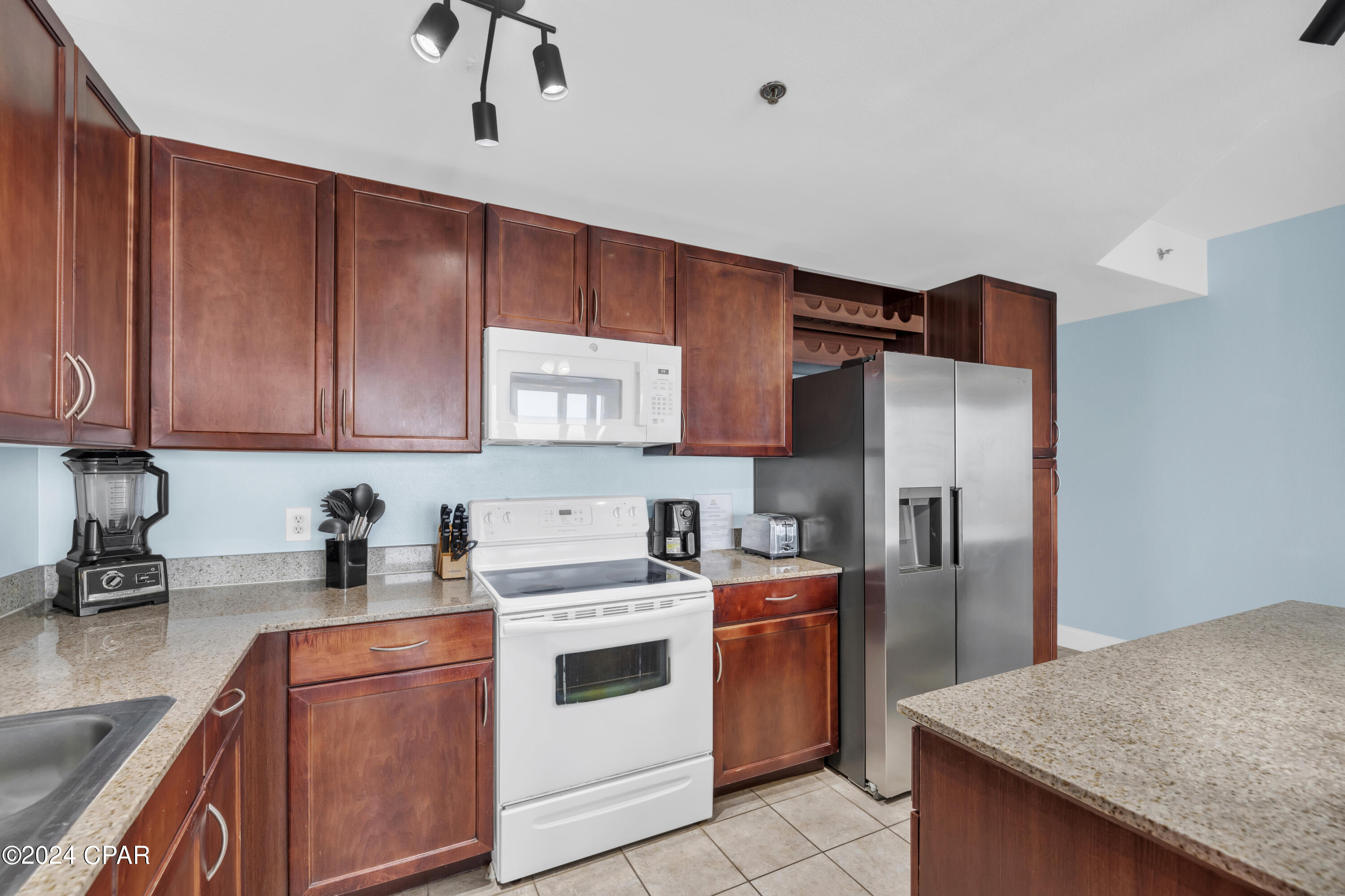 Laketown Wharf - Residential