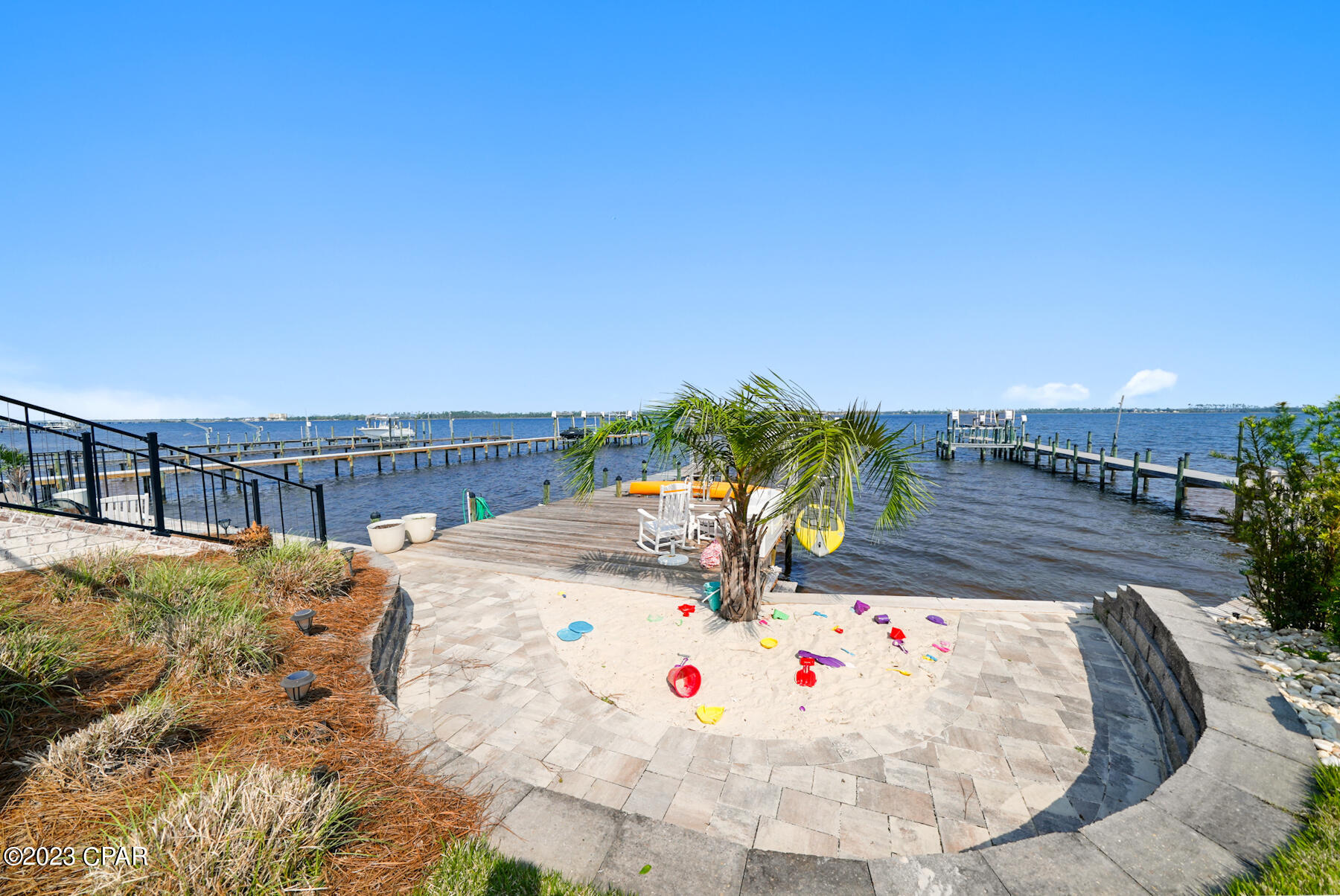 Country Club Harbour Estates - Residential