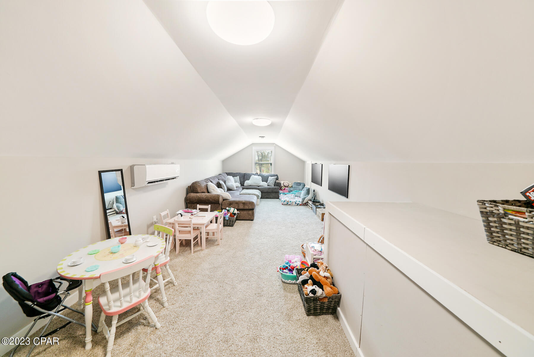 Country Club Harbour Estates - Residential