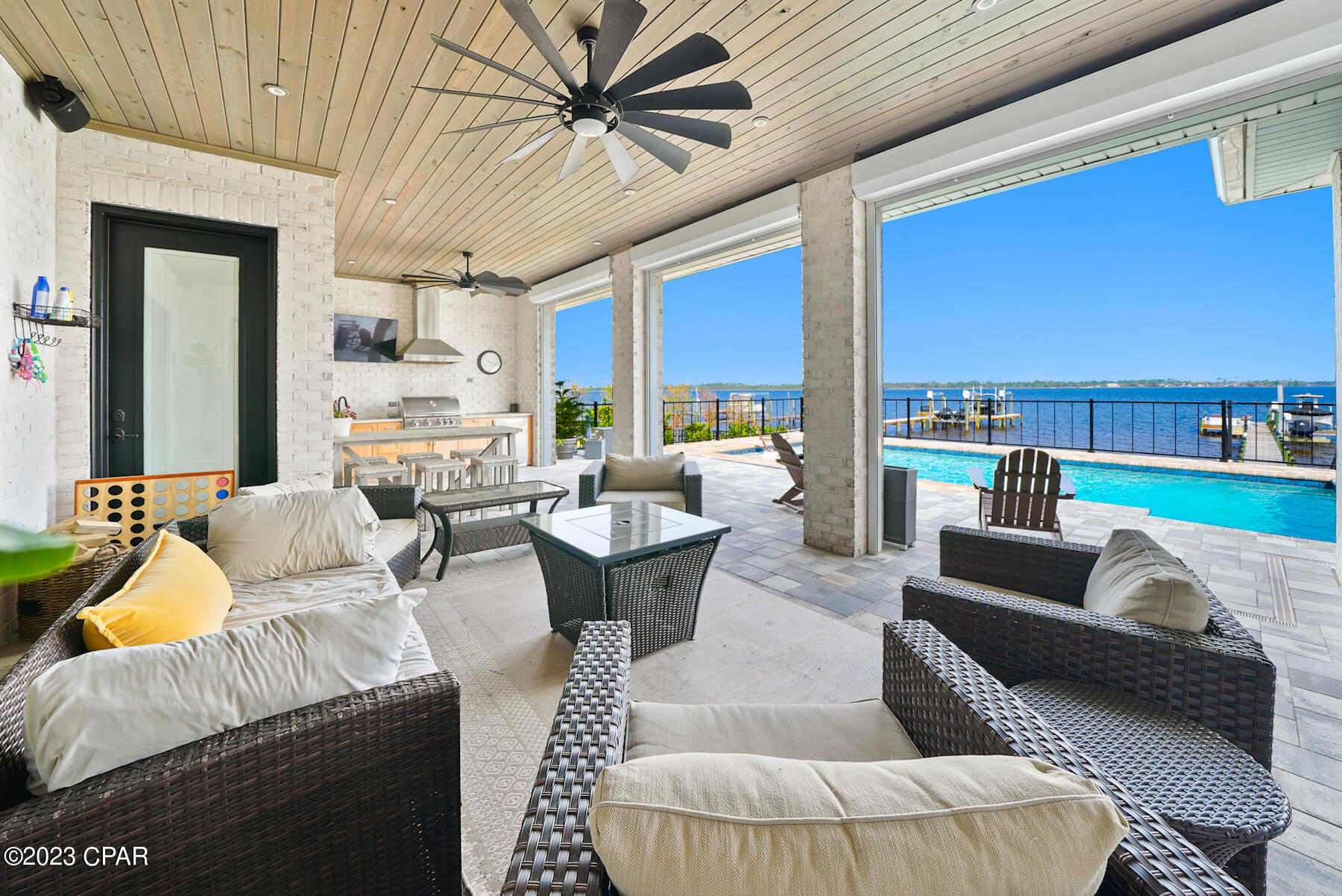 Country Club Harbour Estates - Residential