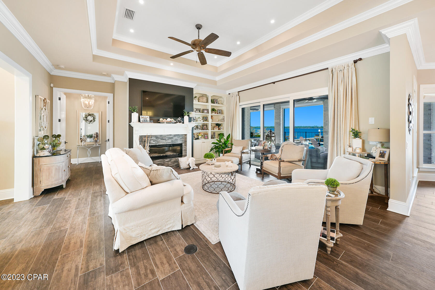 Country Club Harbour Estates - Residential