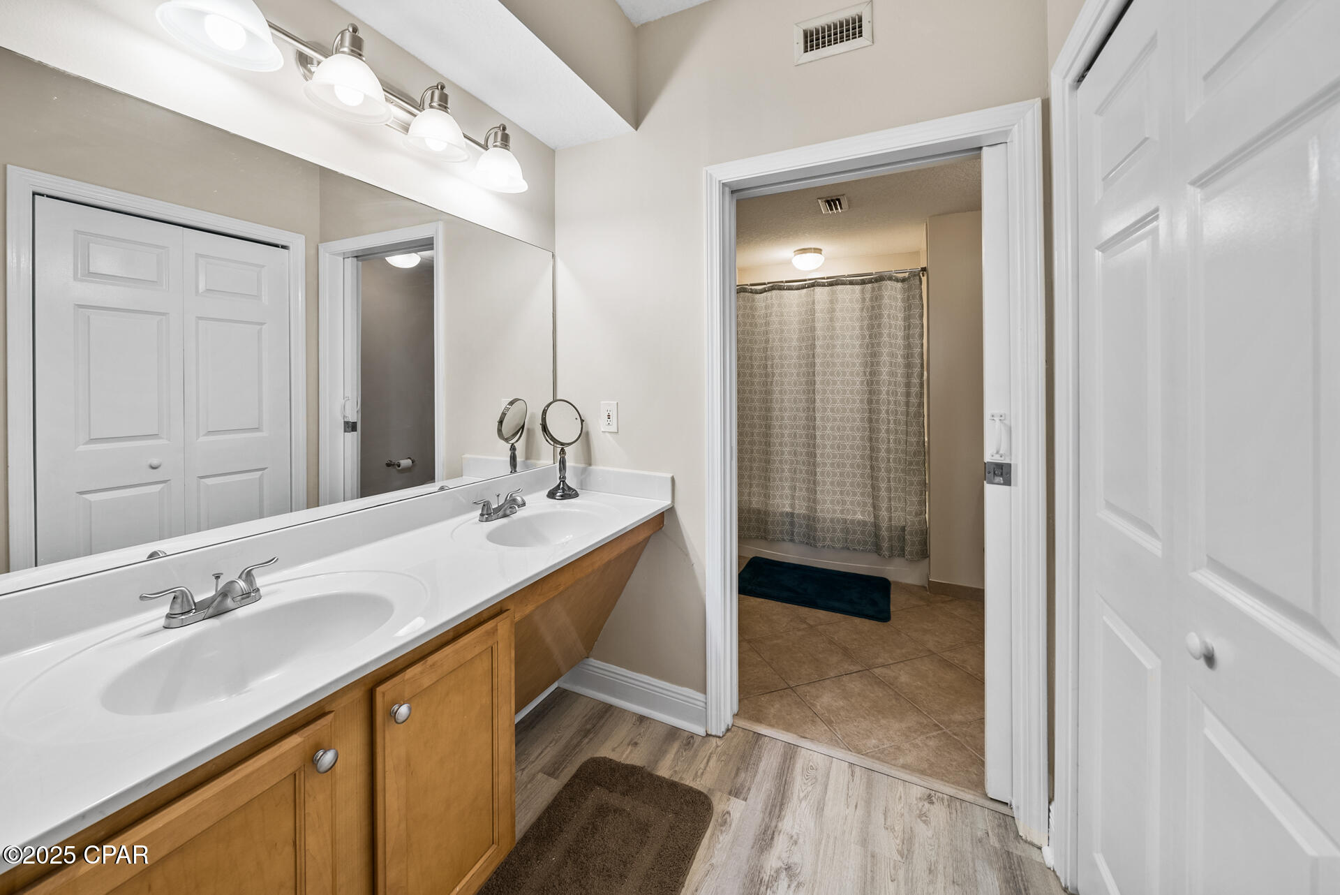 Magnolia Bay Club - Residential