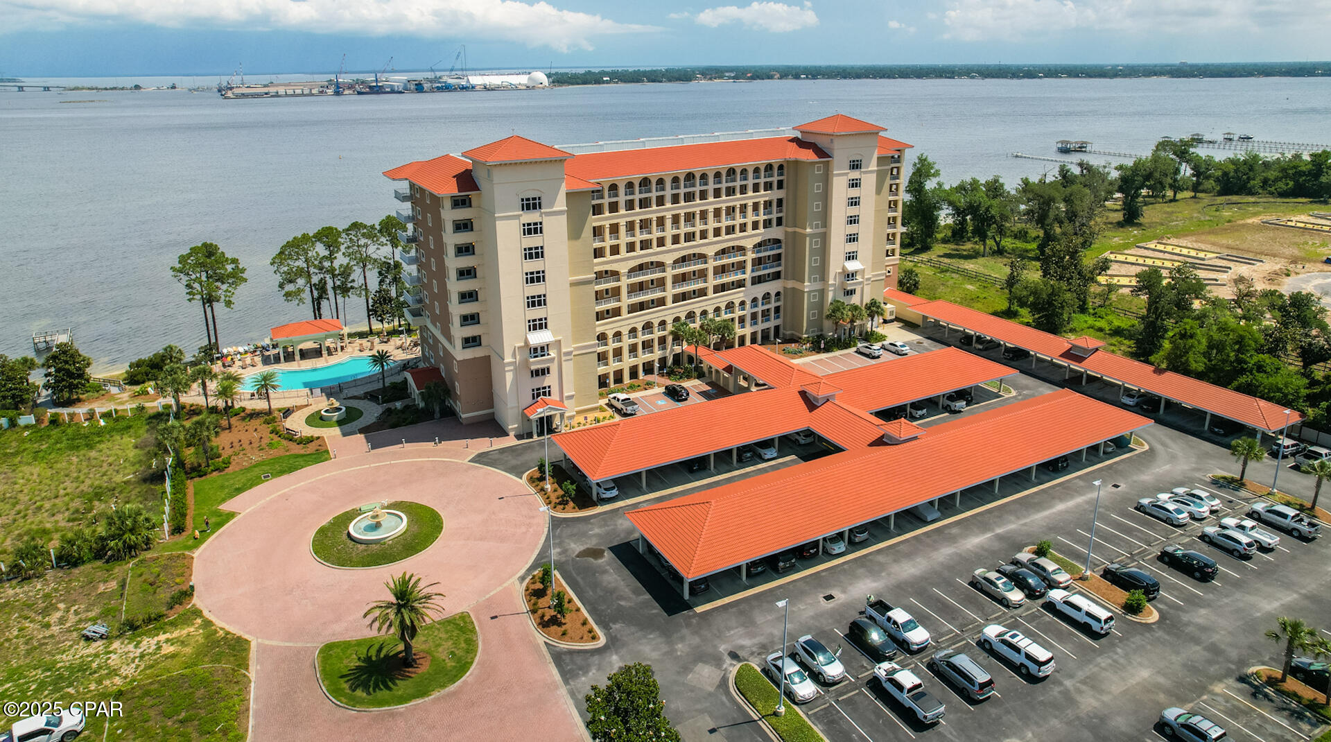 Magnolia Bay Club - Residential