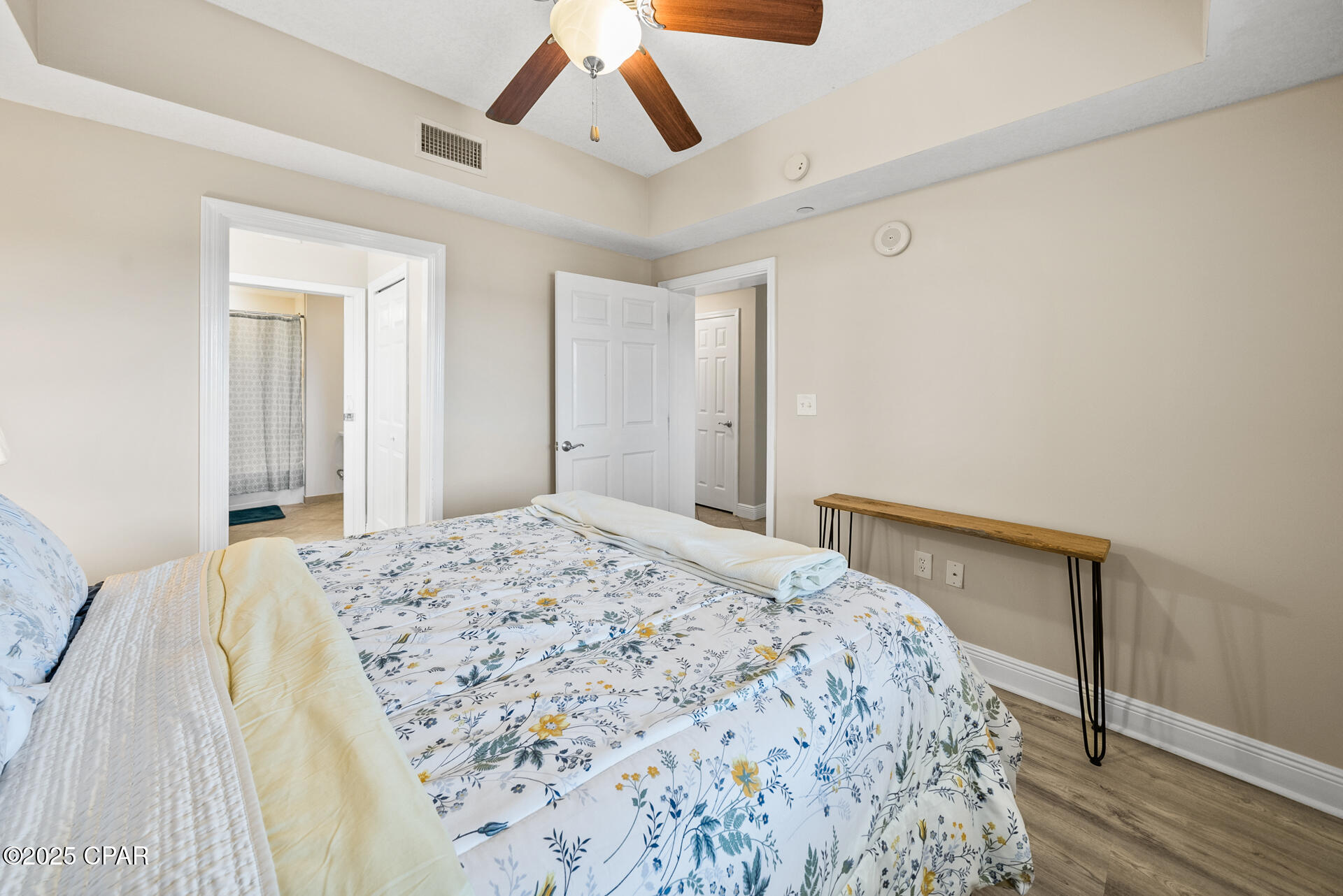 Magnolia Bay Club - Residential