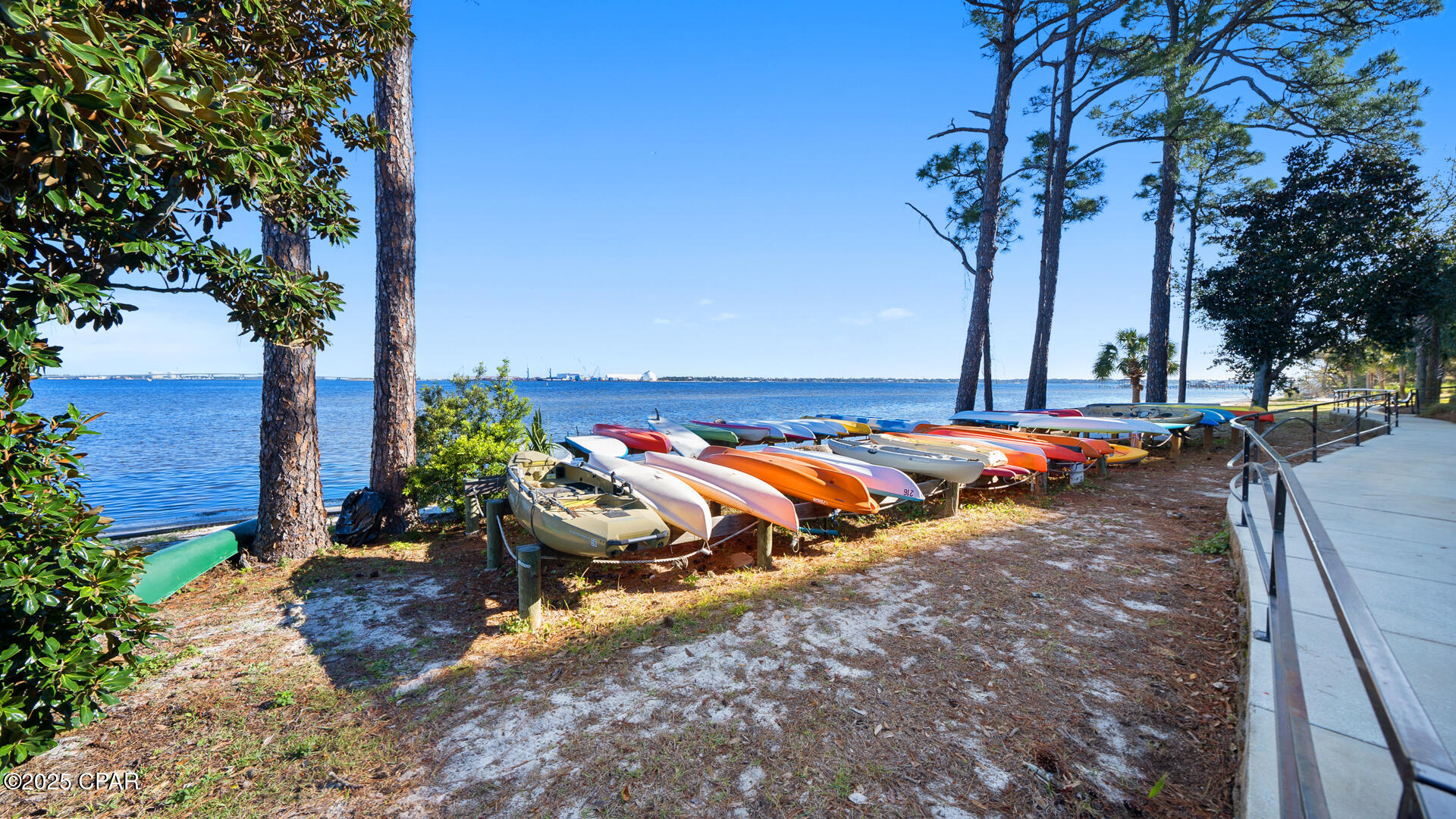 Magnolia Bay Club - Residential