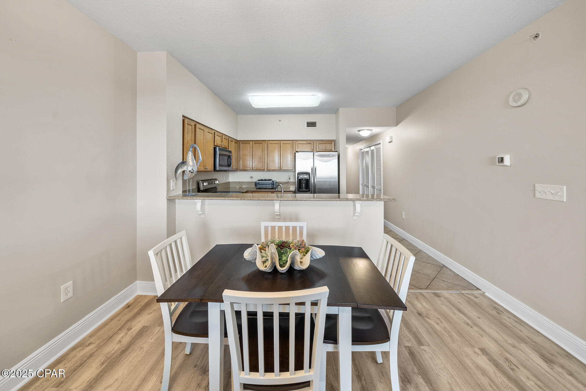 Magnolia Bay Club - Residential