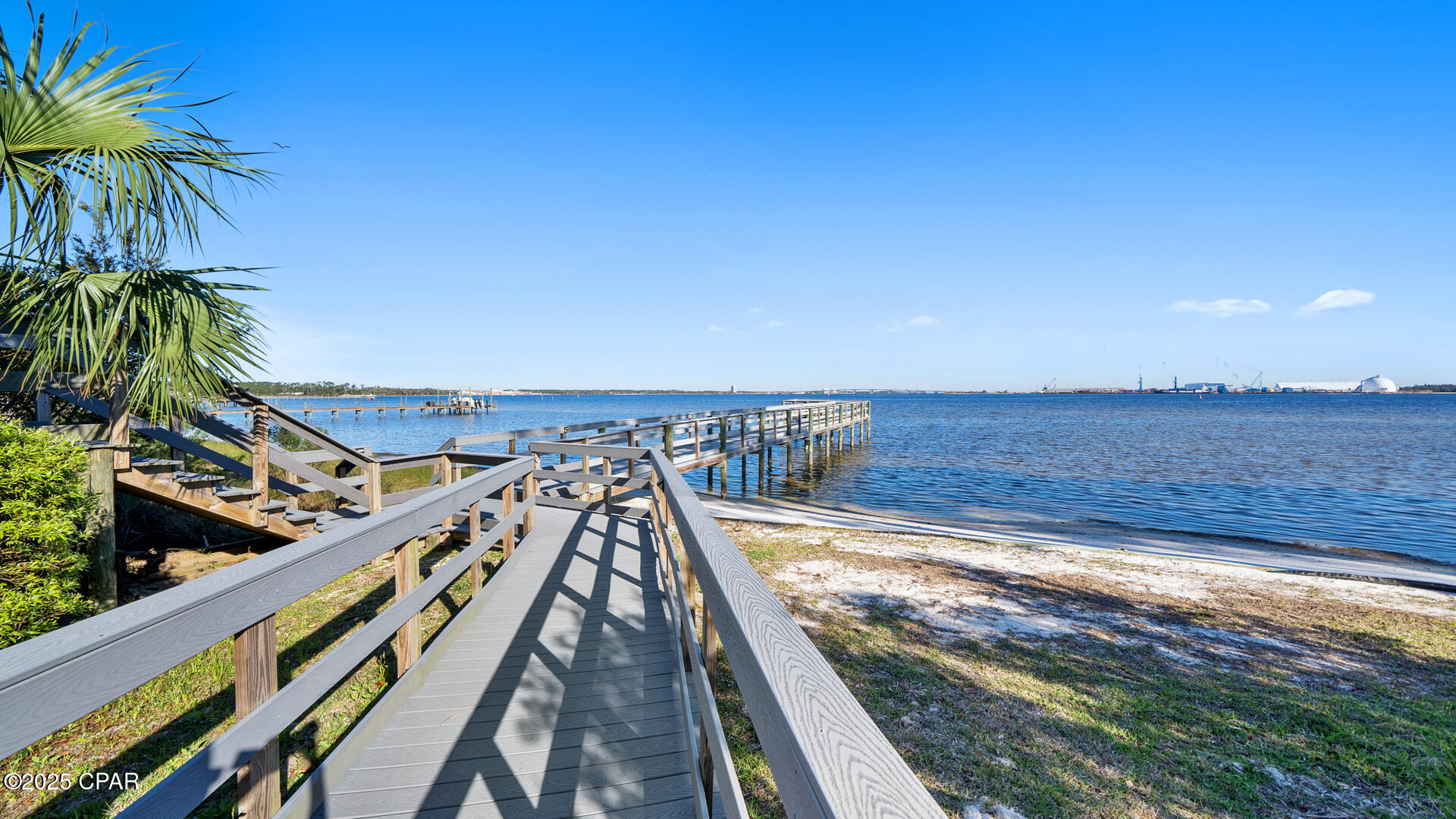 Magnolia Bay Club - Residential