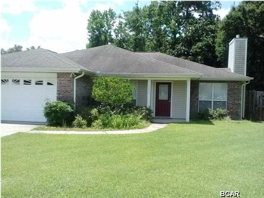 3BR 2BA home with 2 car garage, living room with fireplace, breakfast bar, laundry room, screened in patio with ceiling fan and large front and back yard.