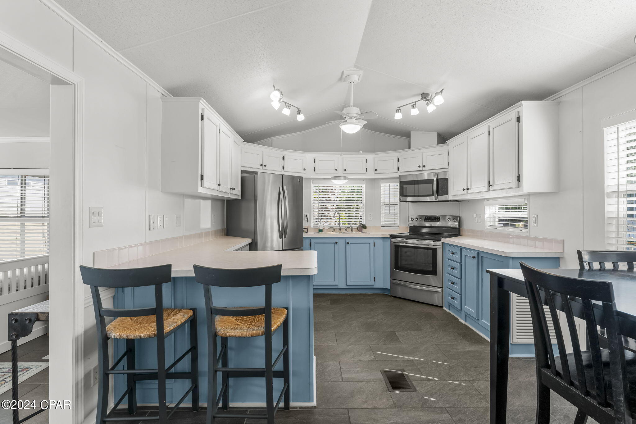 Emerald Pointe Resort - Residential