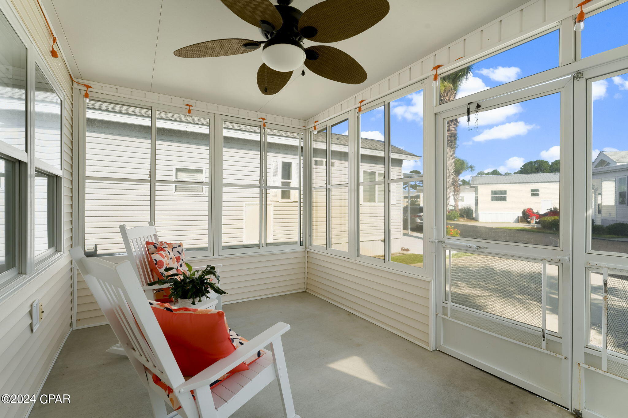 Emerald Pointe Resort - Residential