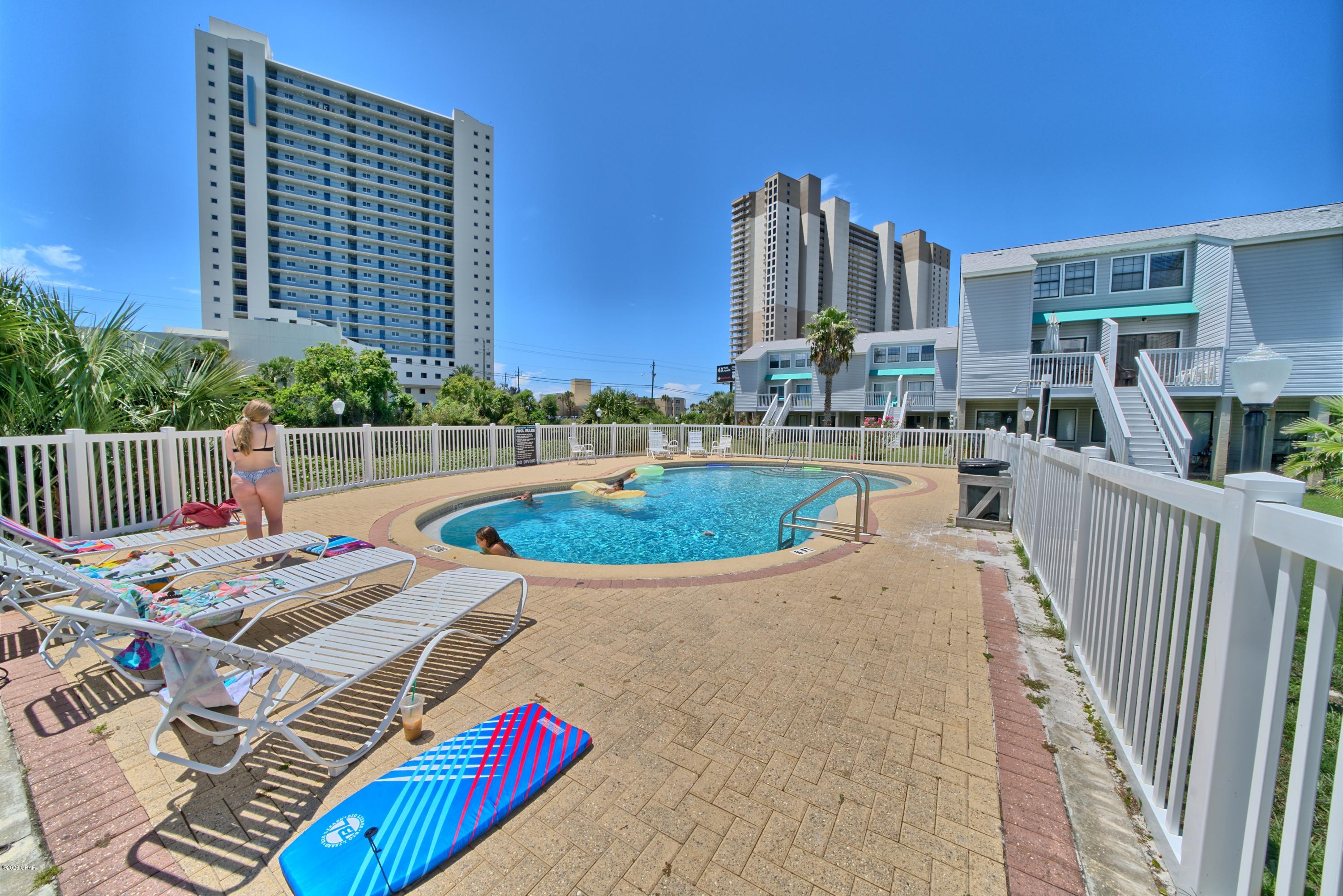 Lullwater Beach - Residential