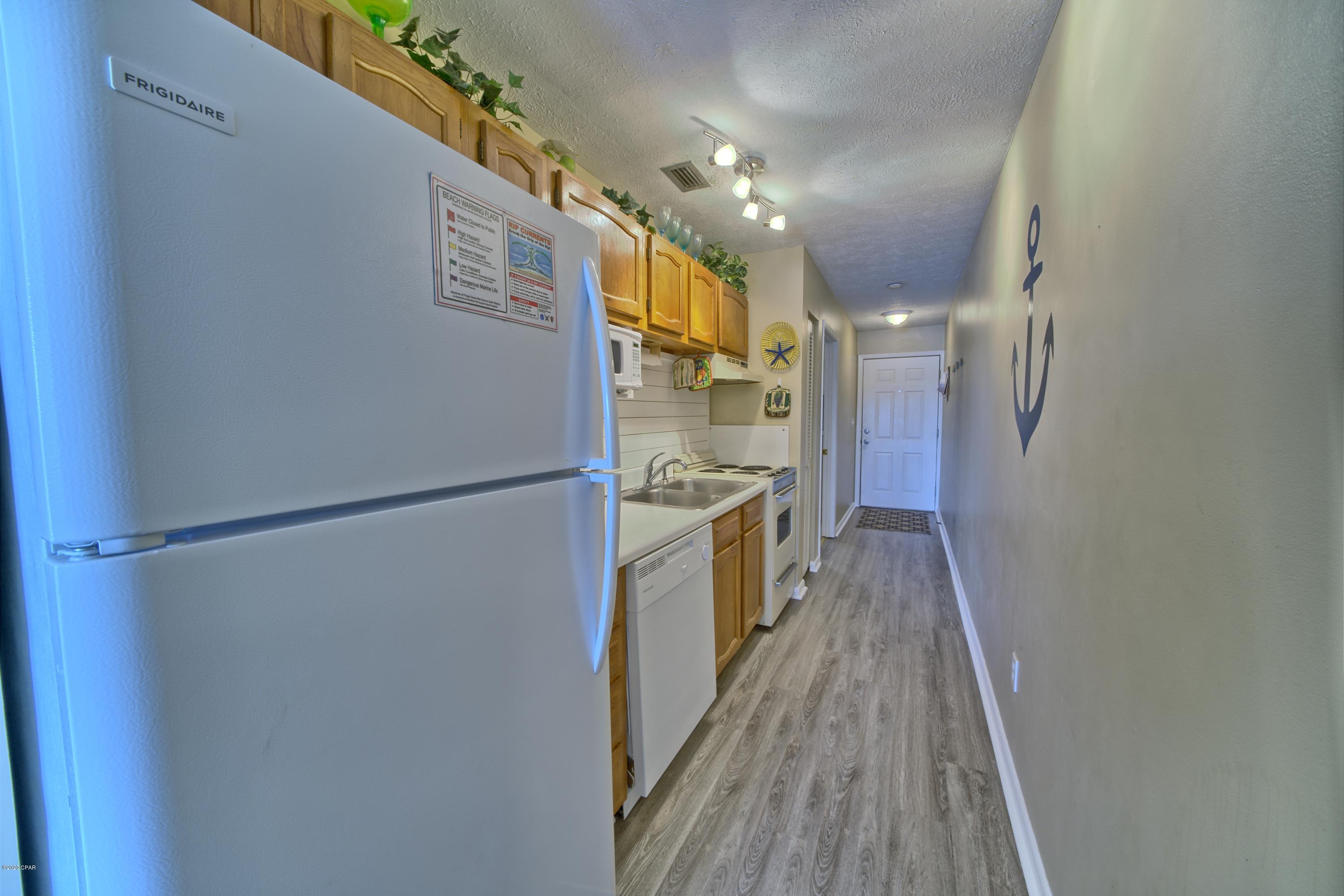 Lullwater Beach - Residential