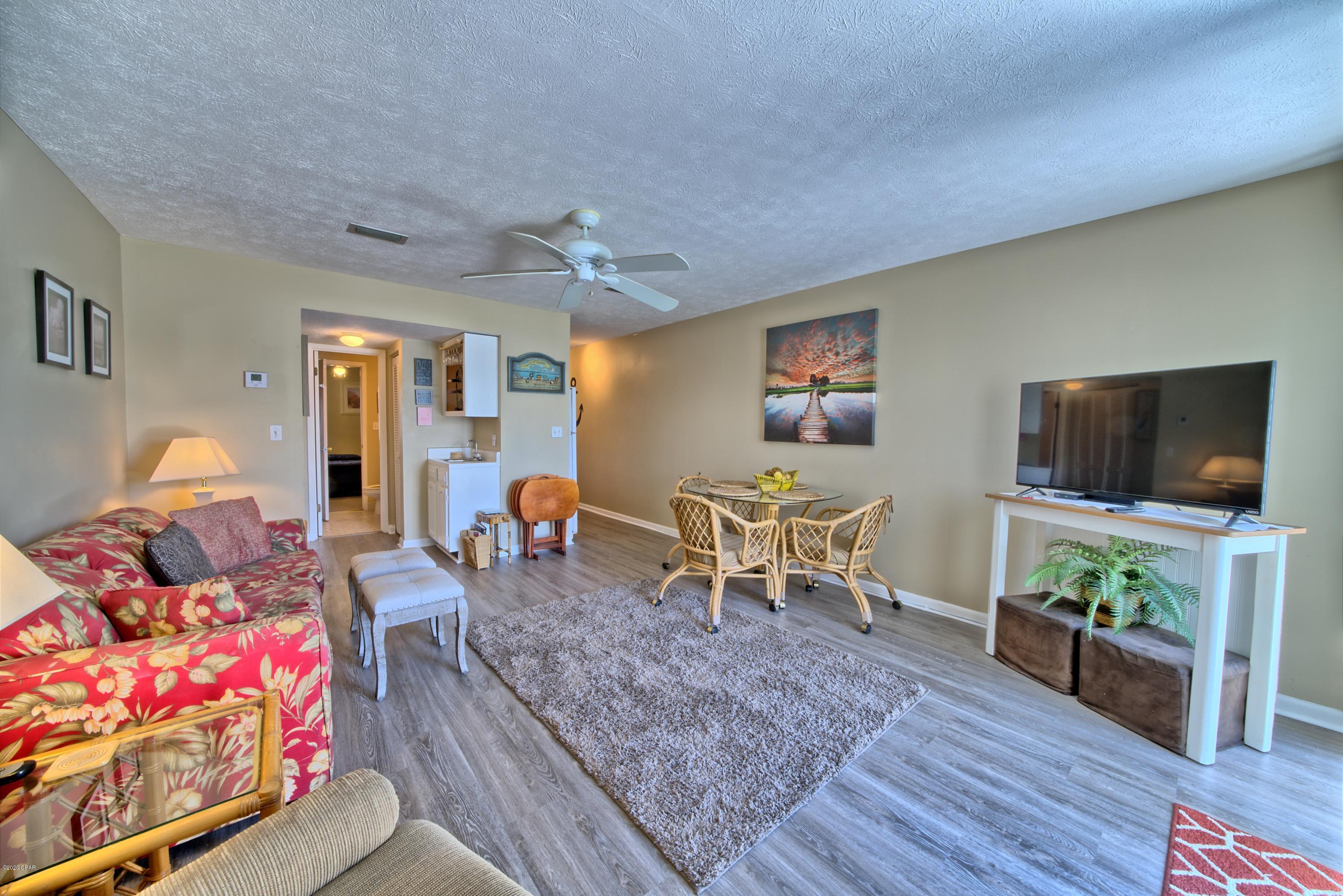 Lullwater Beach - Residential