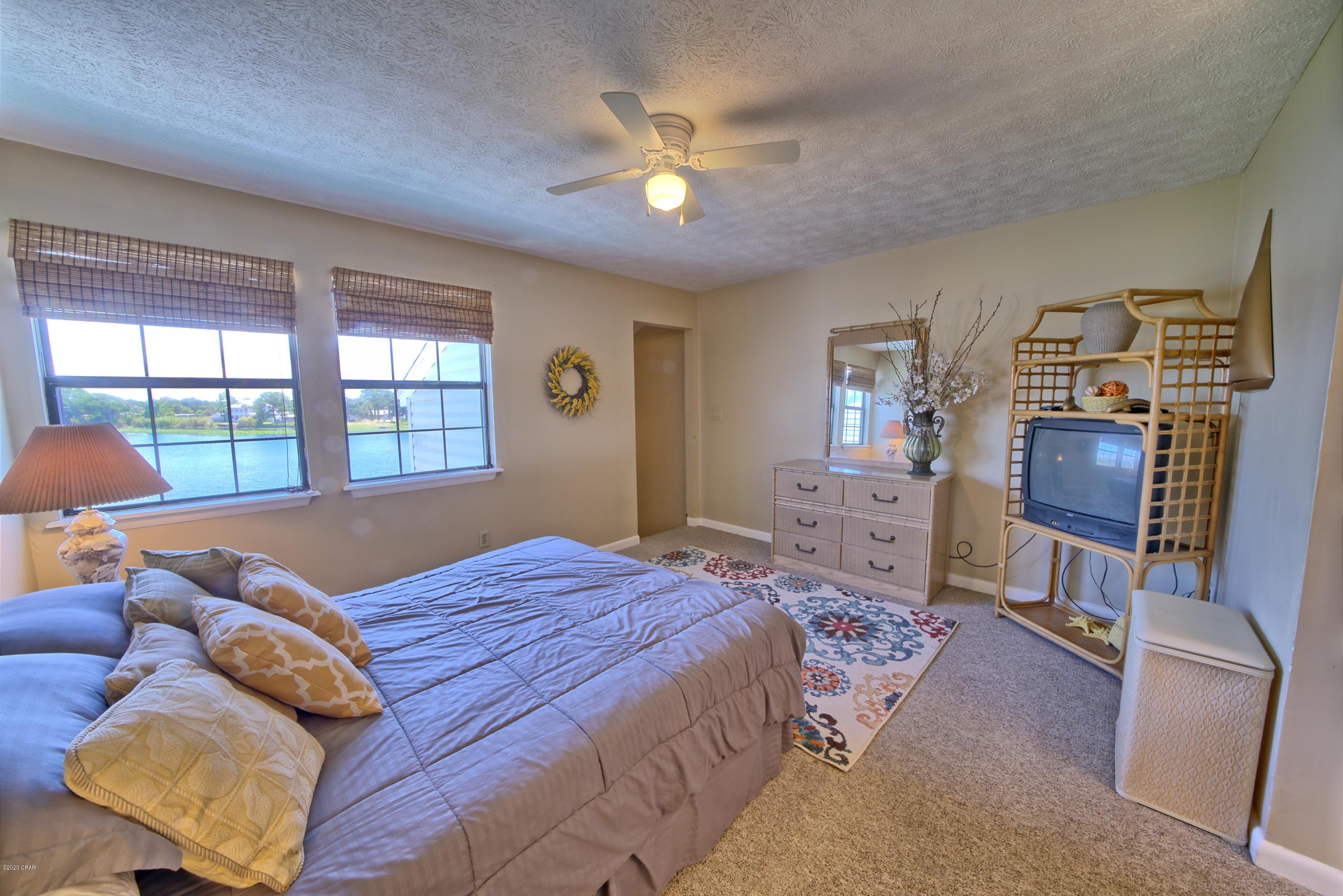 Lullwater Beach - Residential