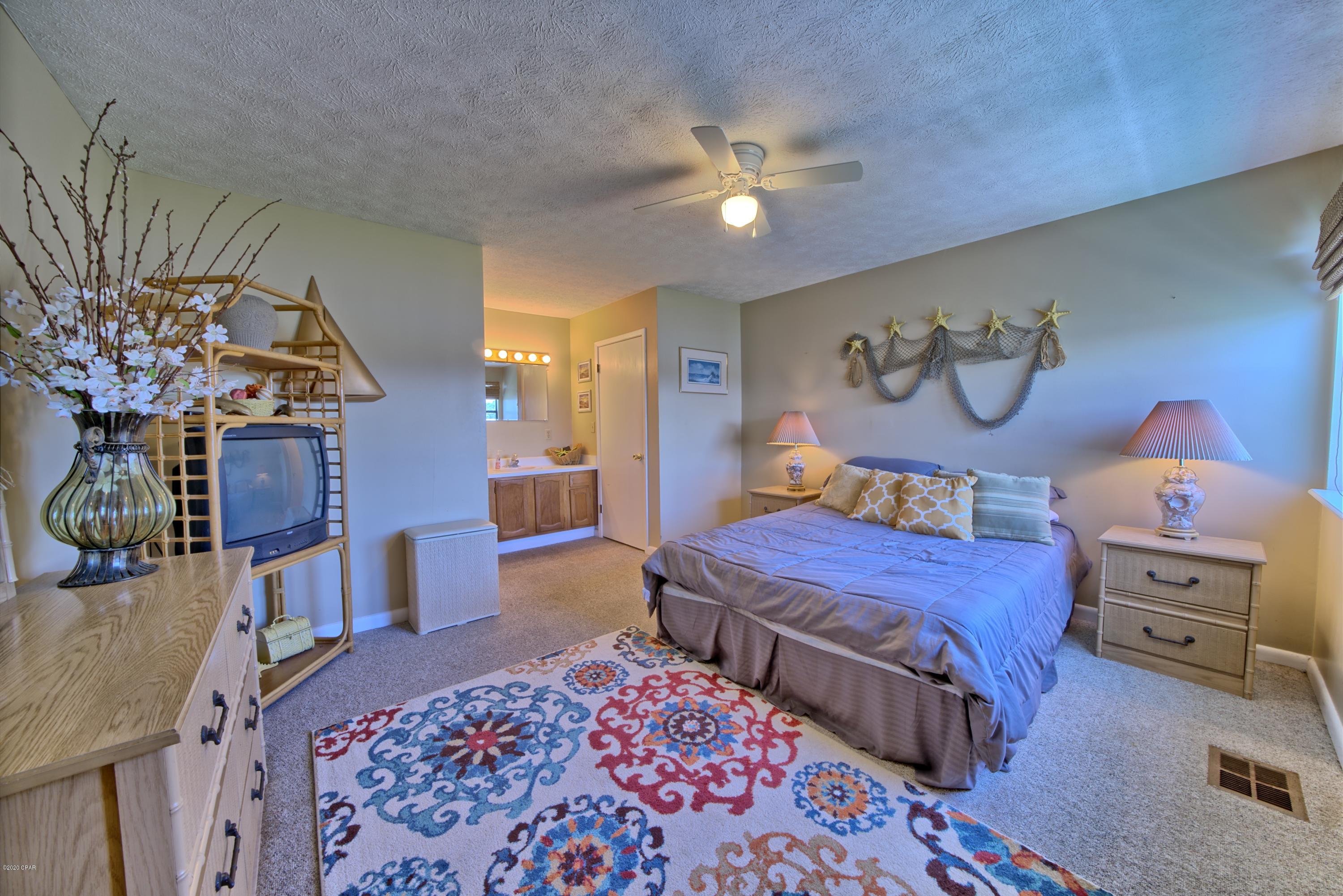 Lullwater Beach - Residential