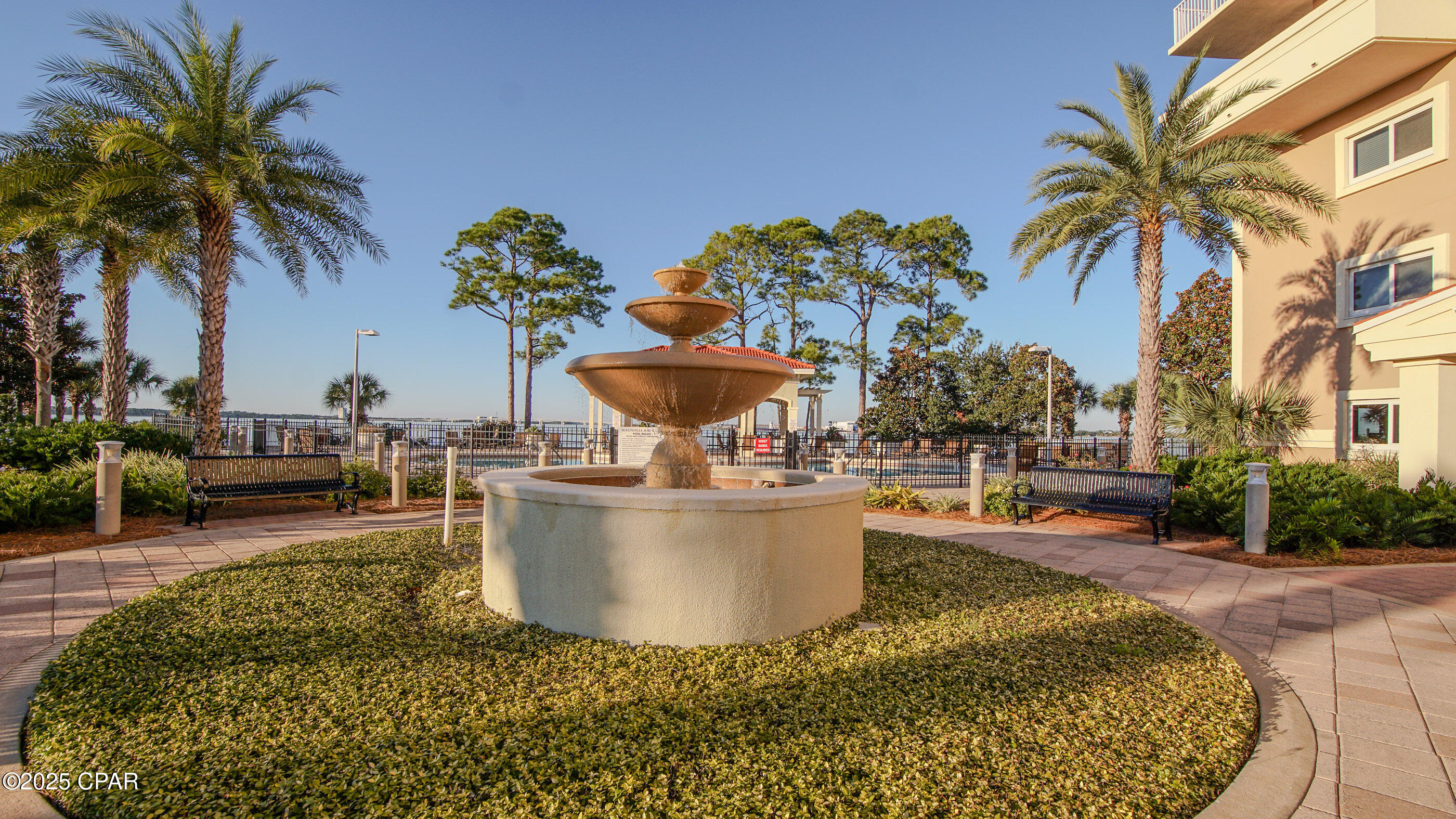 Magnolia Bay Club - Residential