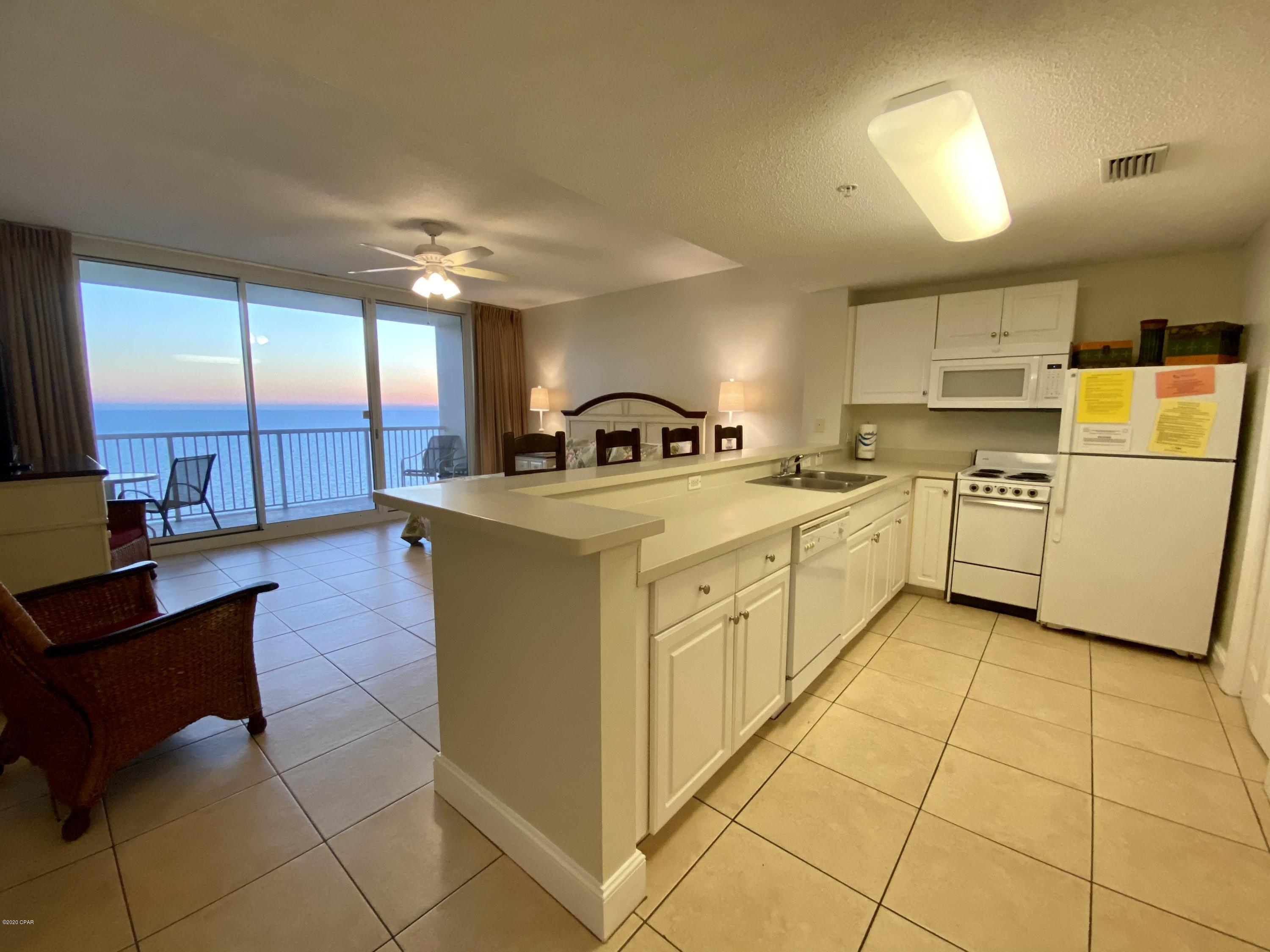 Majestic Beach Tower I - Residential