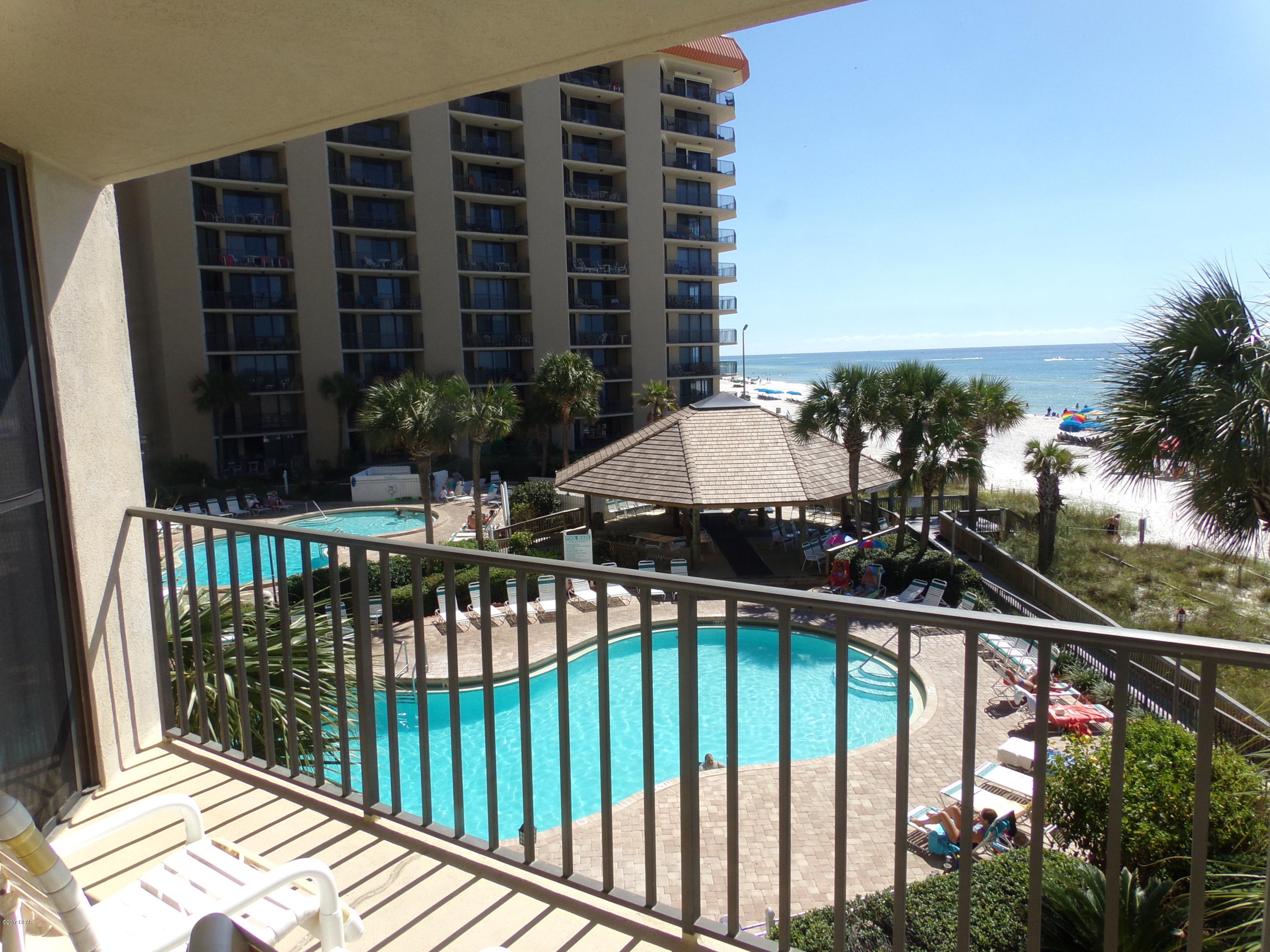 Summerhouse Condo. - Residential