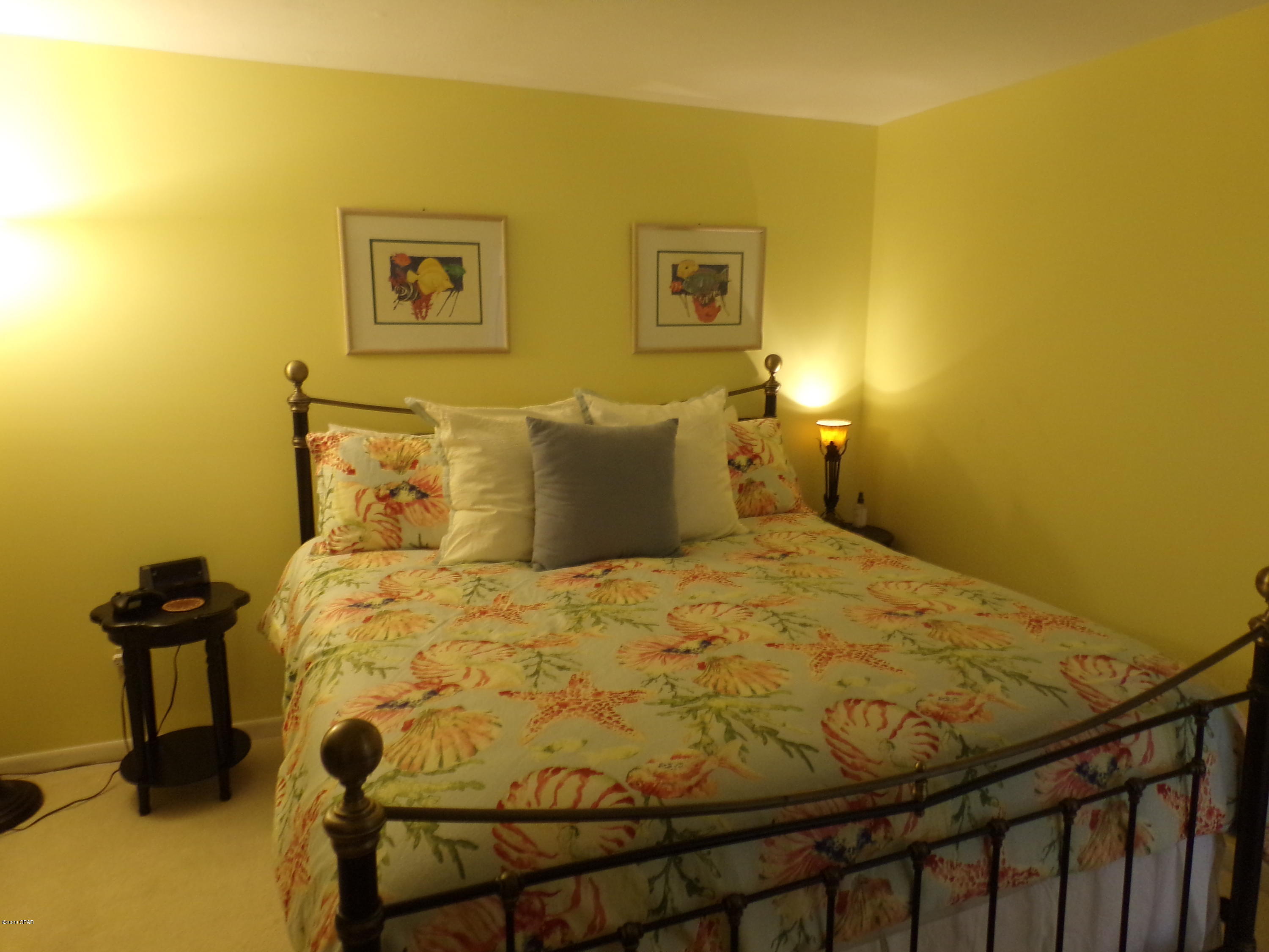 Summerhouse Condo. - Residential