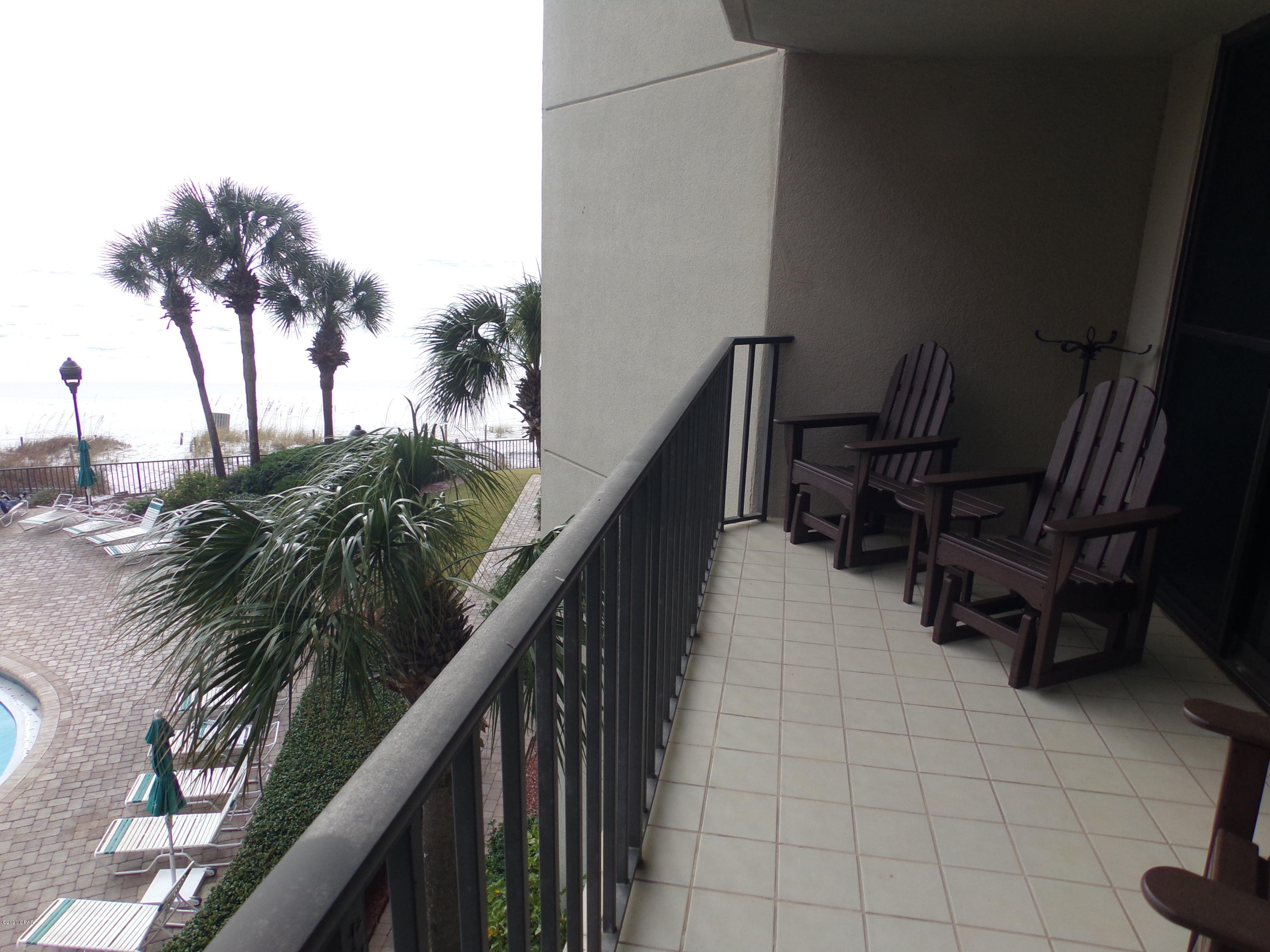 Summerhouse Condo. - Residential