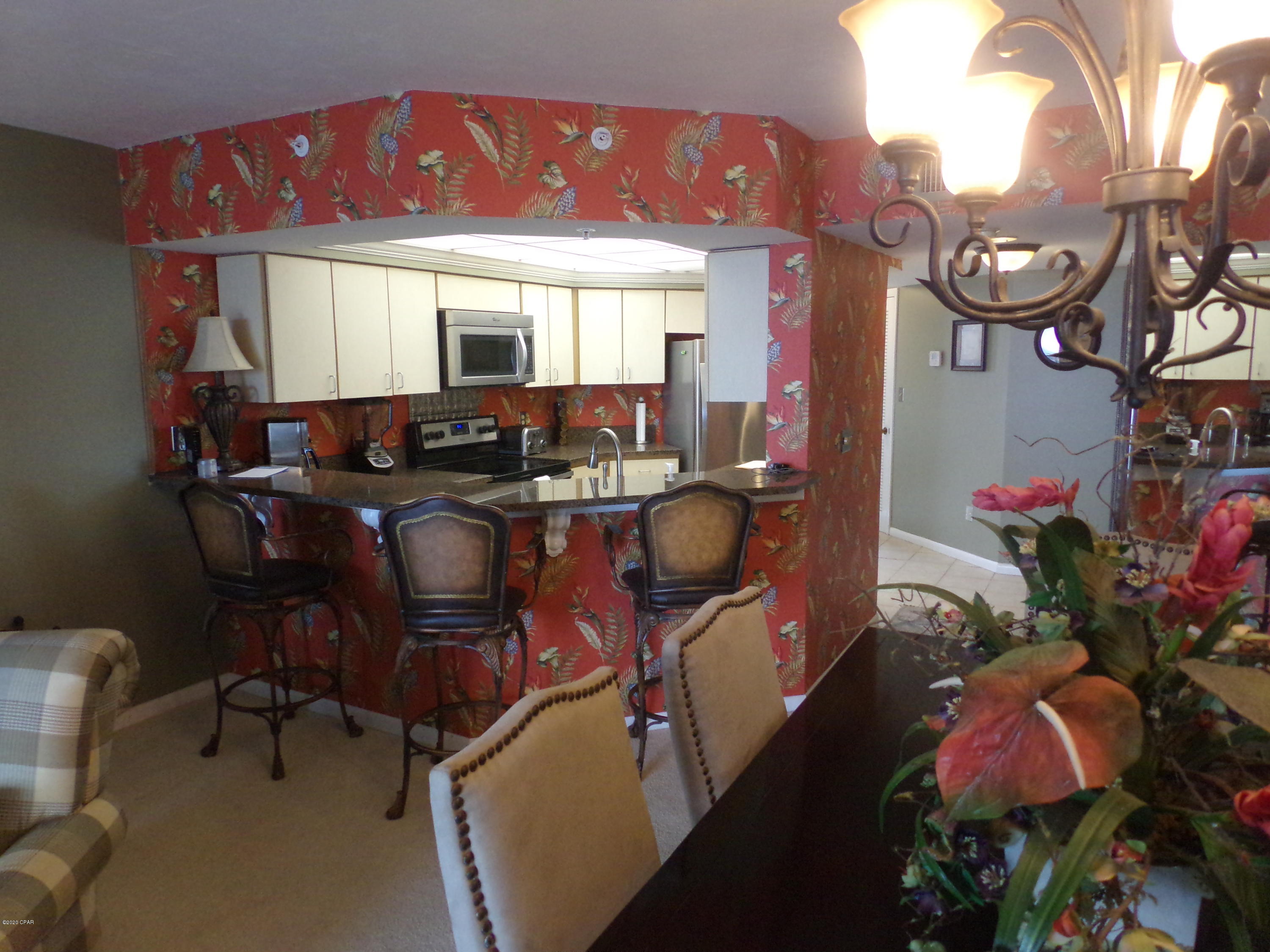 Summerhouse Condo. - Residential