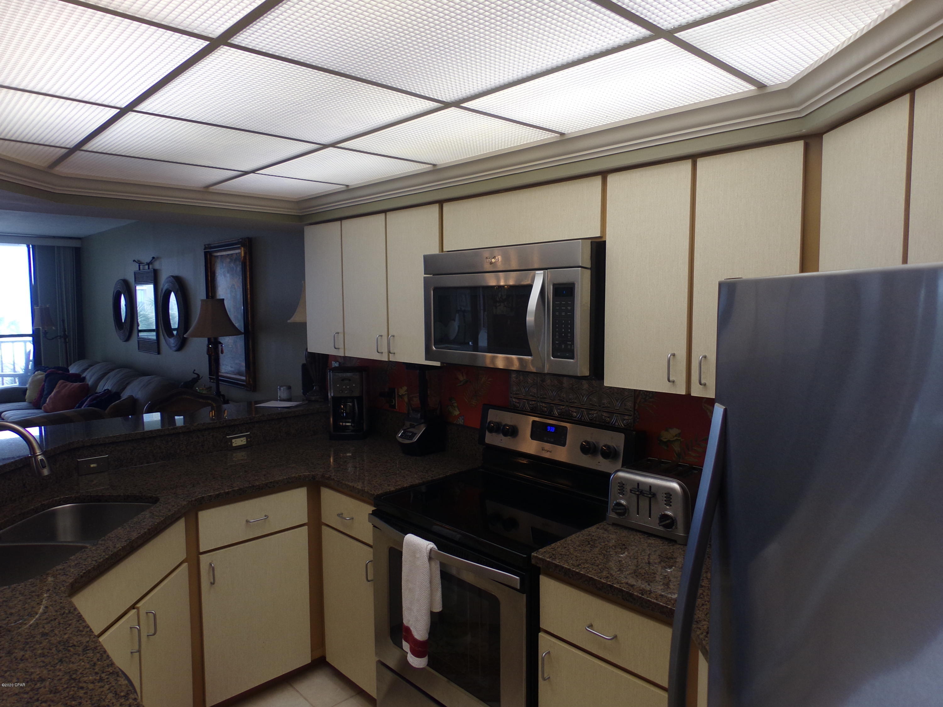 Summerhouse Condo. - Residential