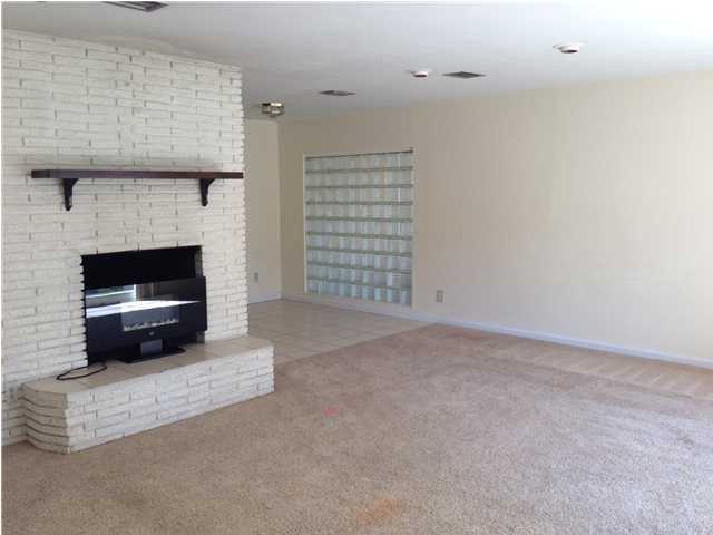 Gilbert-Pkr Add-Pt Don - Residential Lease