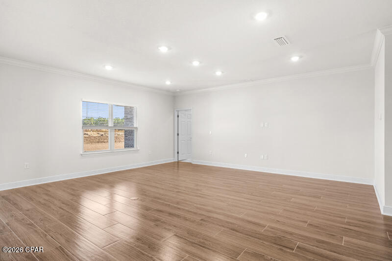 Lake Merial - Residential