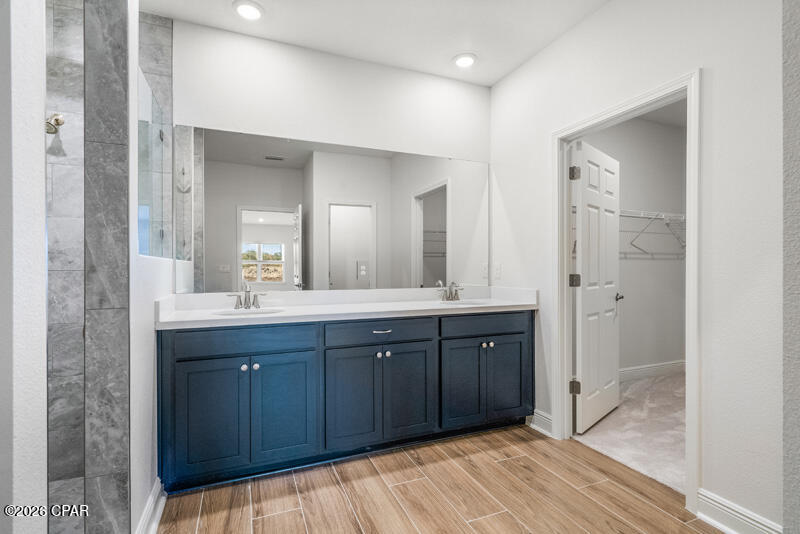 Lake Merial - Residential