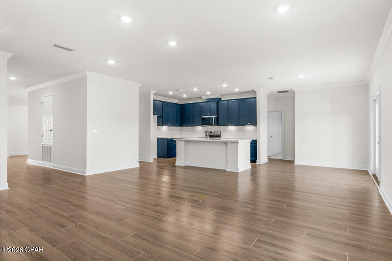 Lake Merial - Residential