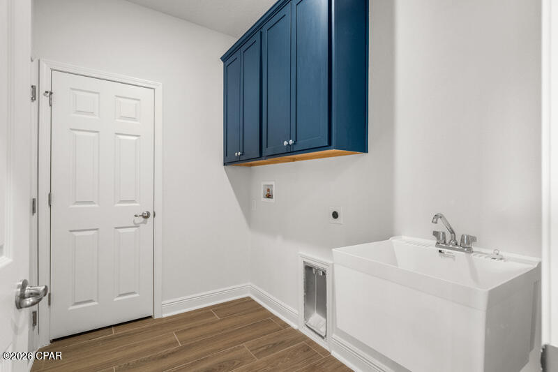 Lake Merial - Residential