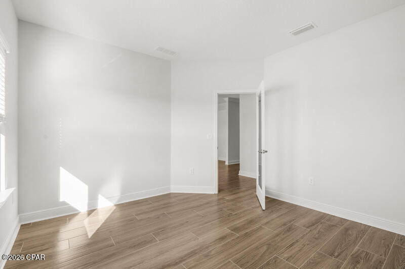 Lake Merial - Residential