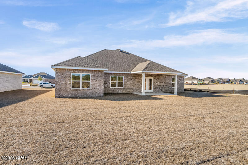 Lake Merial - Residential