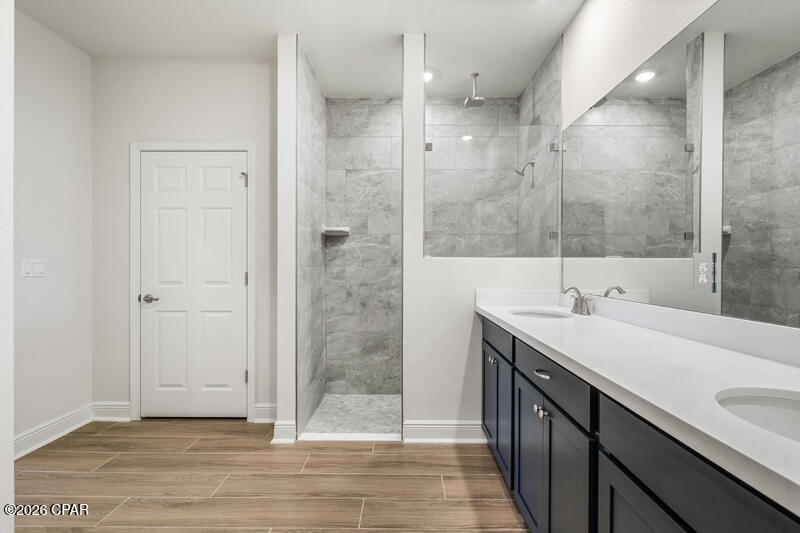 Lake Merial - Residential