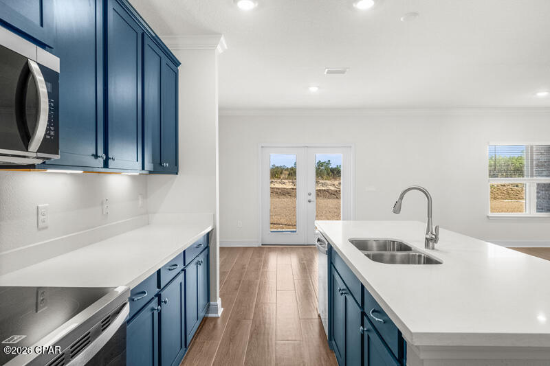 Lake Merial - Residential