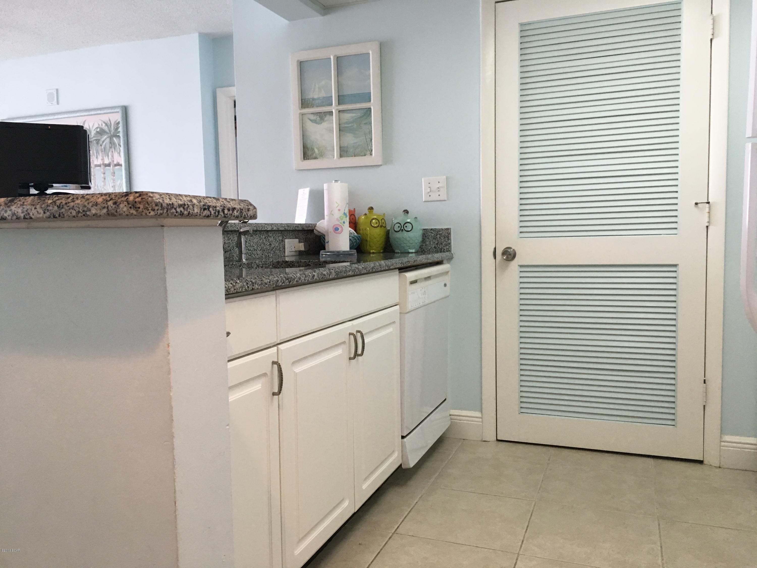 Long Beach Towers II - Residential