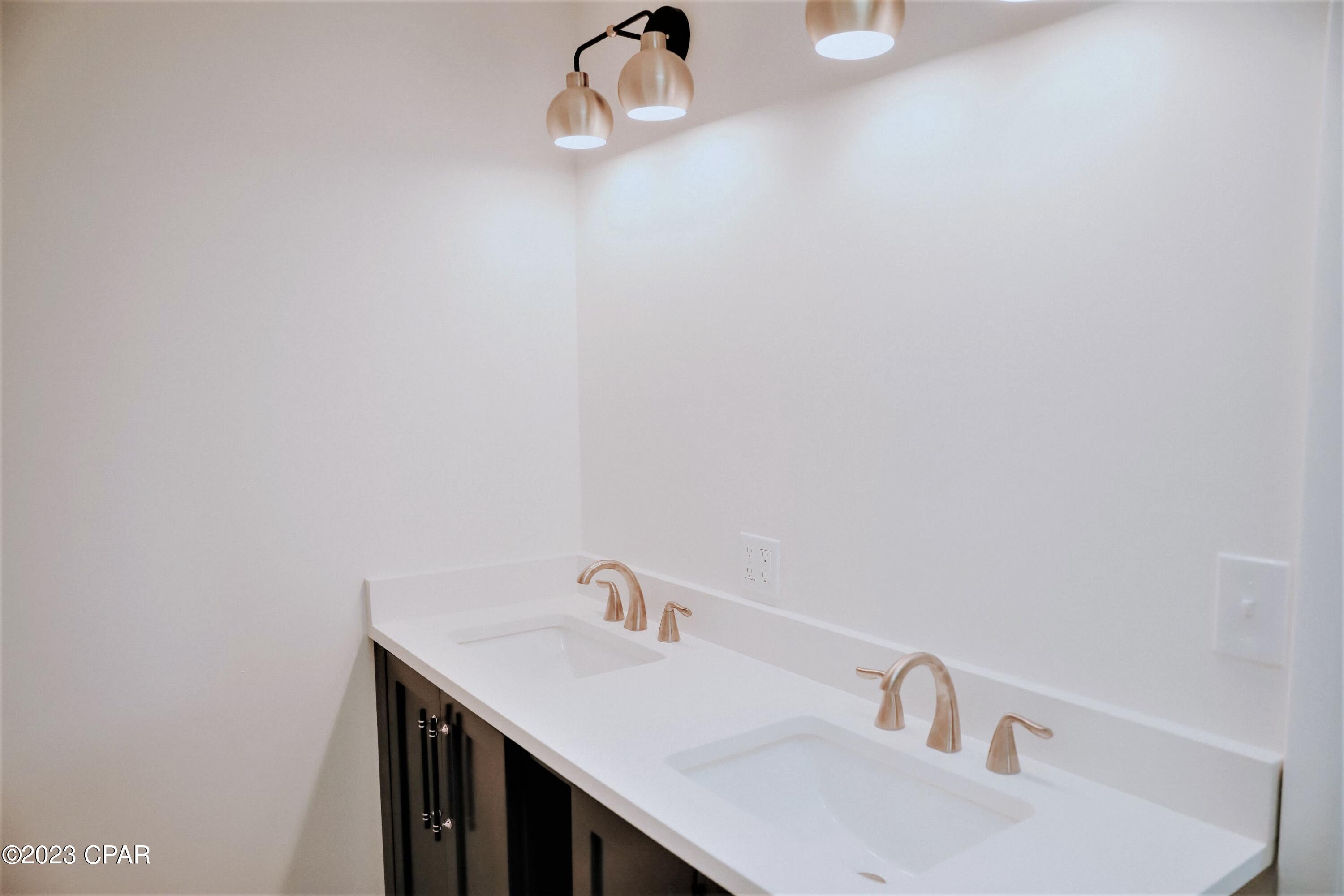 Cove Terrace 3rd (Sudduths 15th) - Residential