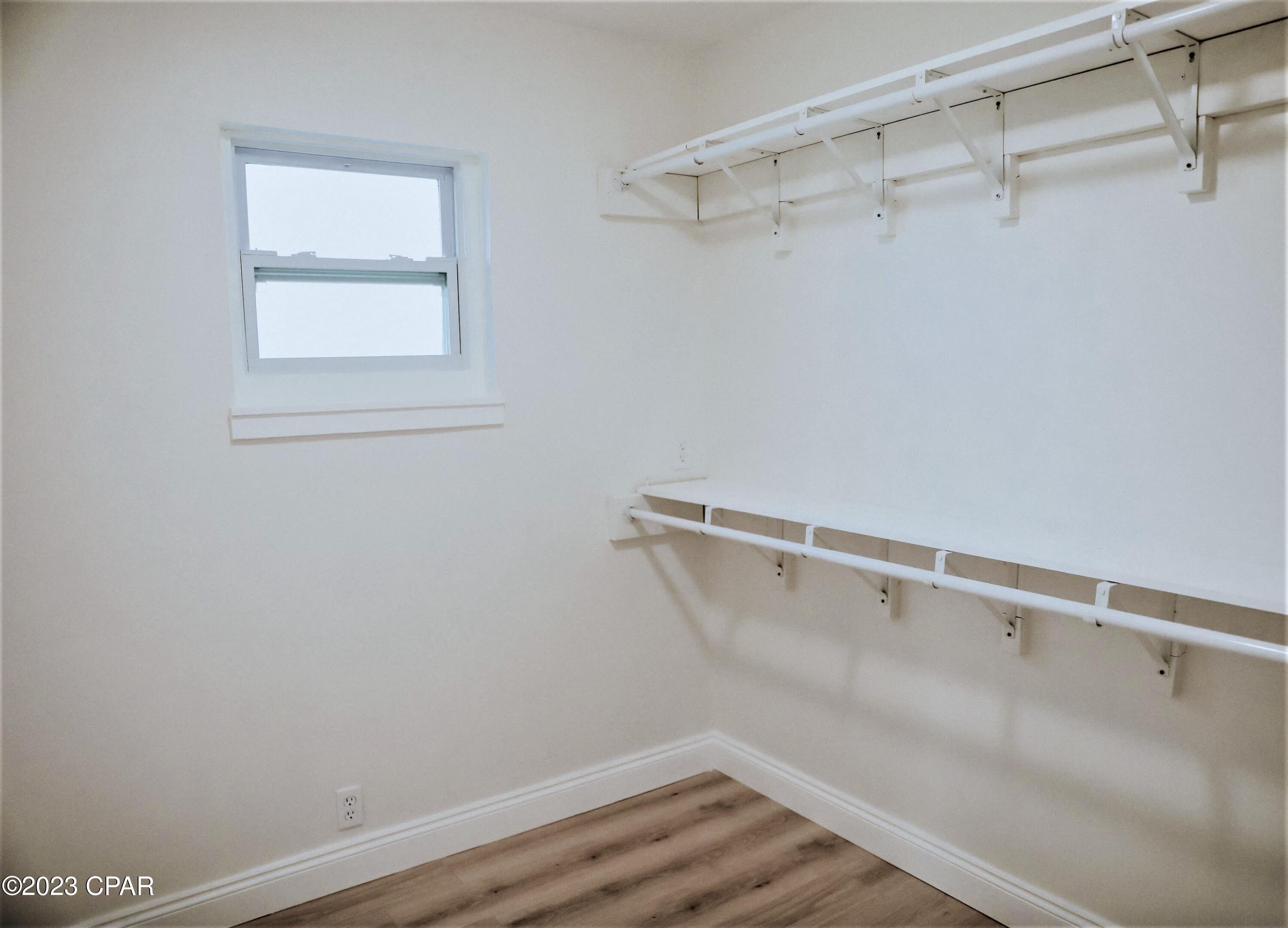 Cove Terrace 3rd (Sudduths 15th) - Residential