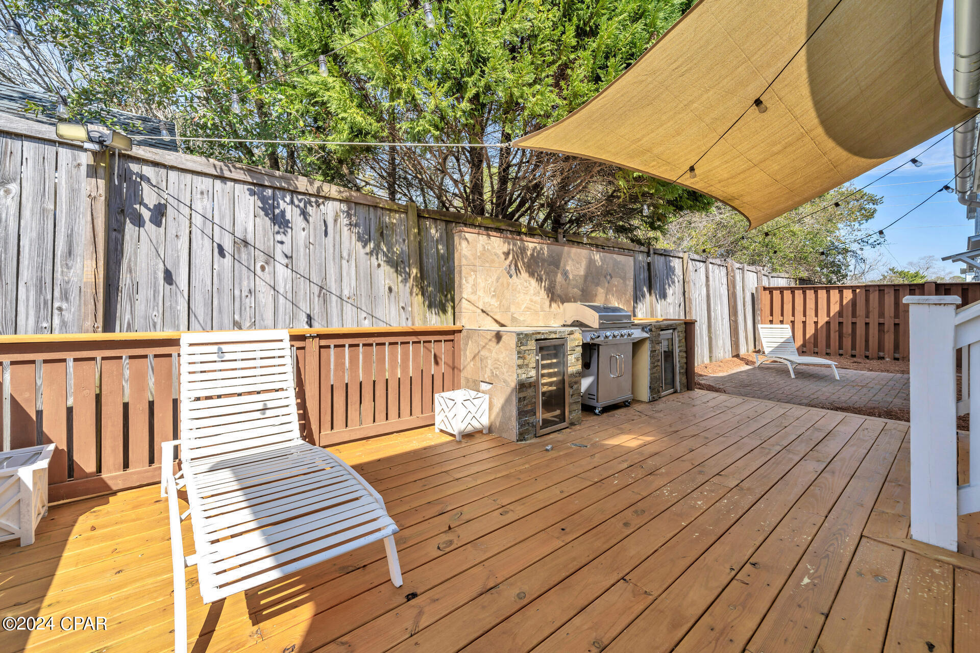 Paradise Grove - Residential