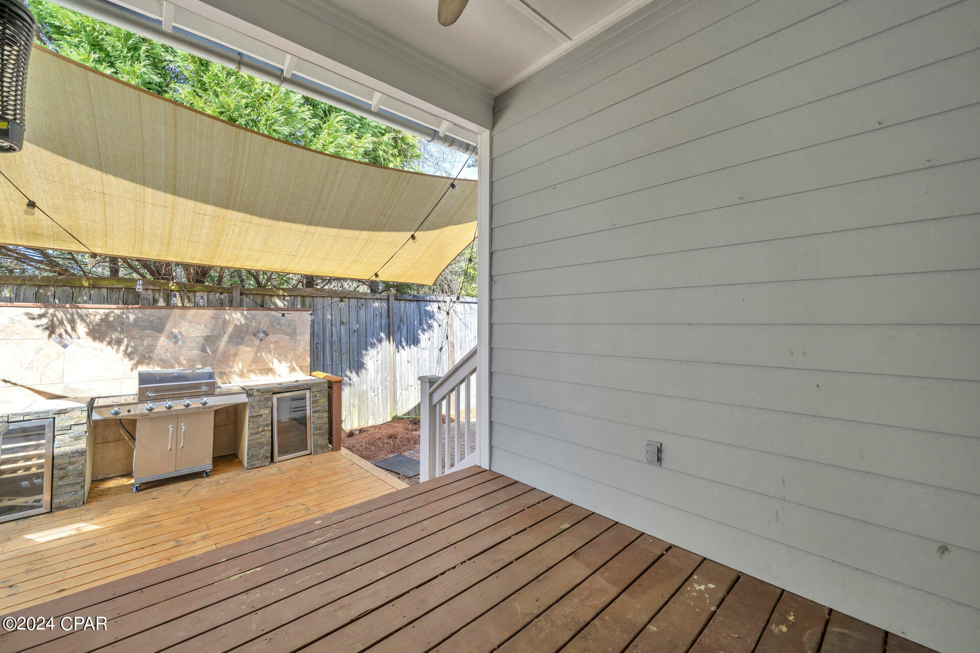 Paradise Grove - Residential