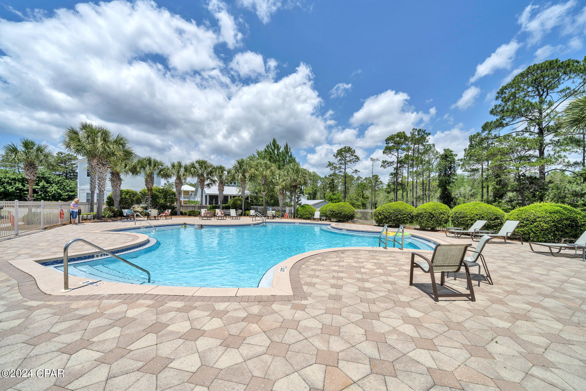 Paradise Grove - Residential